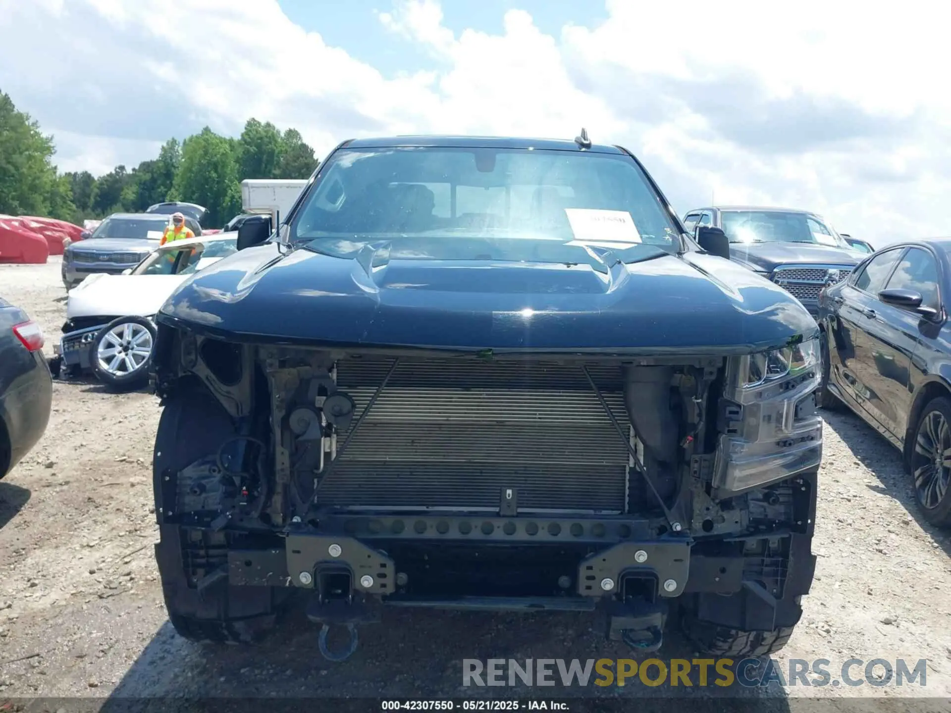 13 Photograph of a damaged car 3GCUYEED7LG179012 CHEVROLET SILVERADO 1500 2020