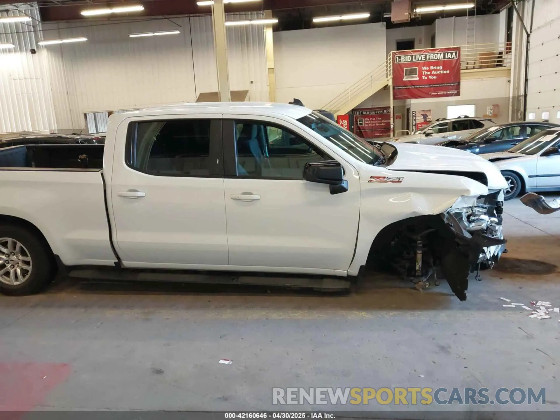 13 Фотография поврежденного автомобиля 3GCUYEEDXLG104675 CHEVROLET SILVERADO 1500 2020