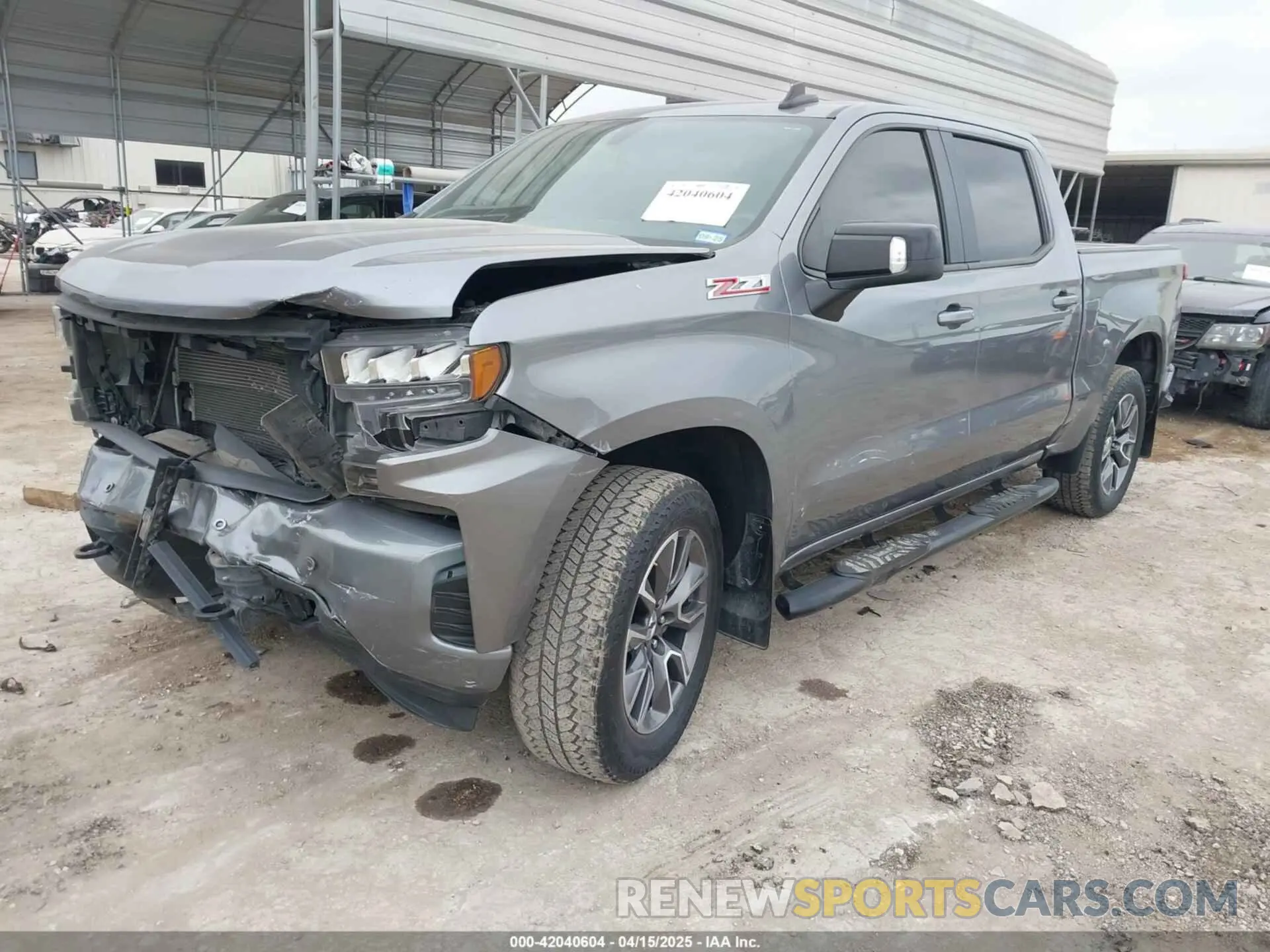 2 Photograph of a damaged car 3GCUYEEDXLG315682 CHEVROLET SILVERADO 1500 2020