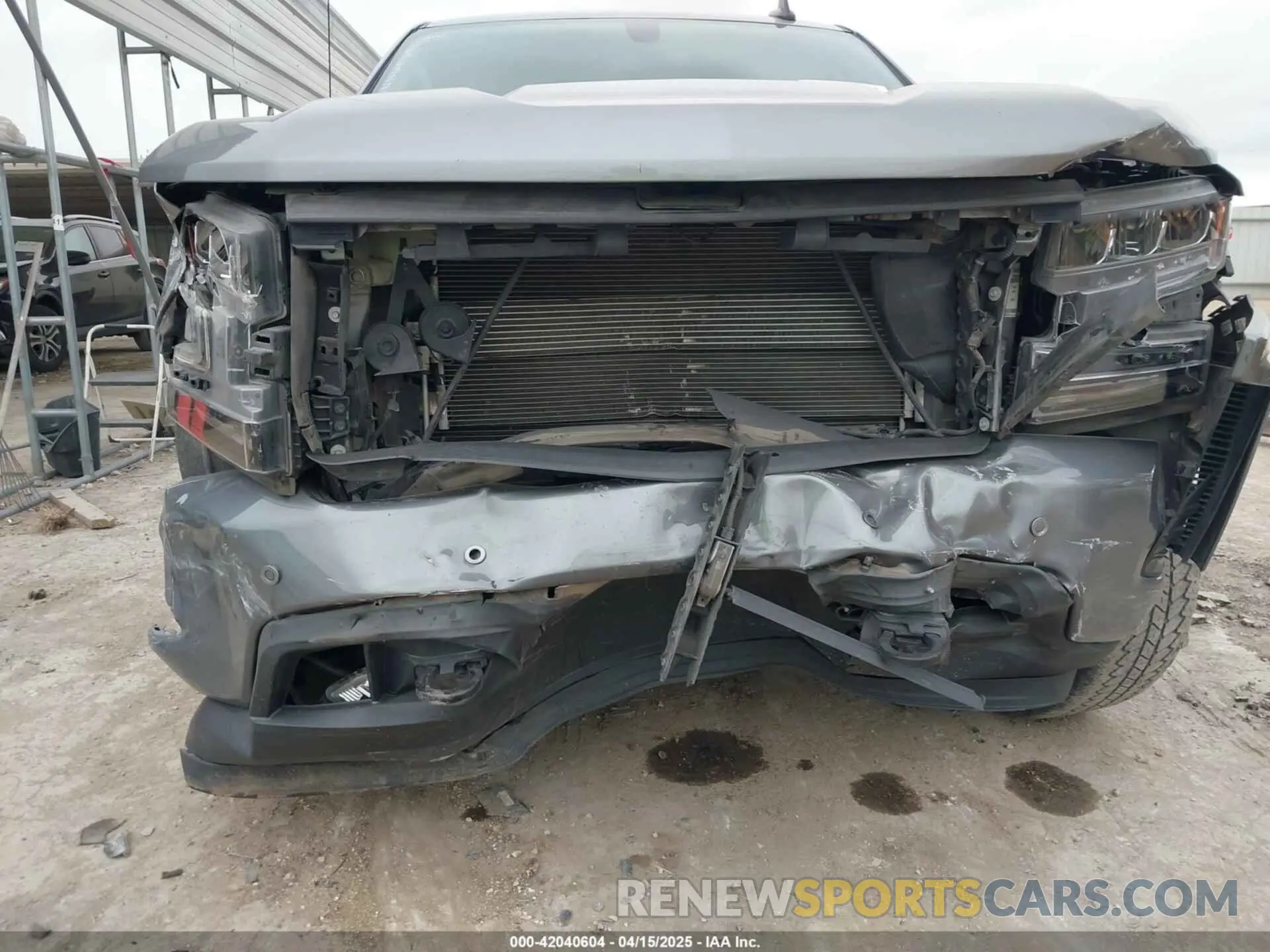 6 Photograph of a damaged car 3GCUYEEDXLG315682 CHEVROLET SILVERADO 1500 2020