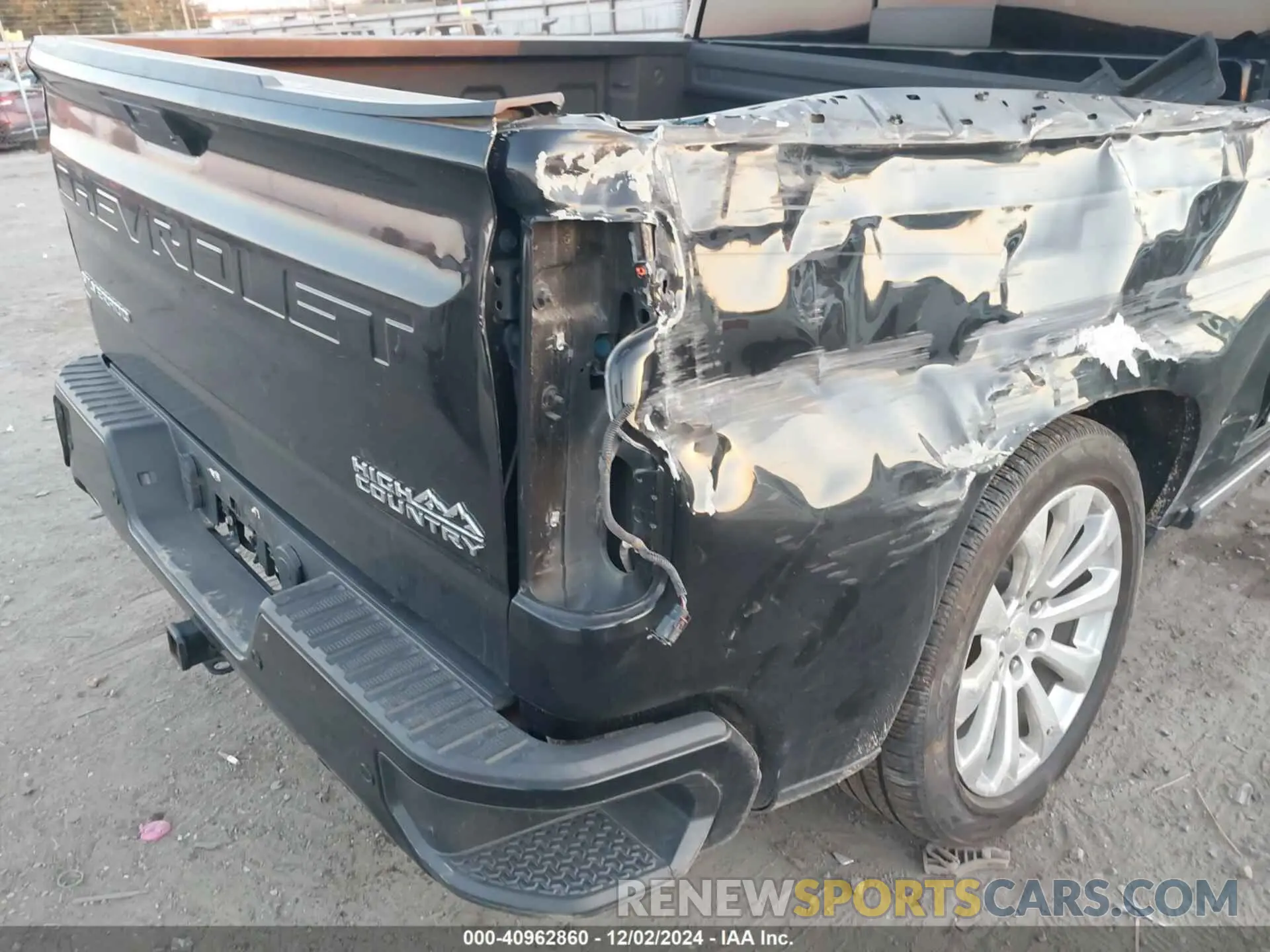 21 Фотография поврежденного автомобиля 3GCUYHEL1LG426016 CHEVROLET SILVERADO 1500 2020