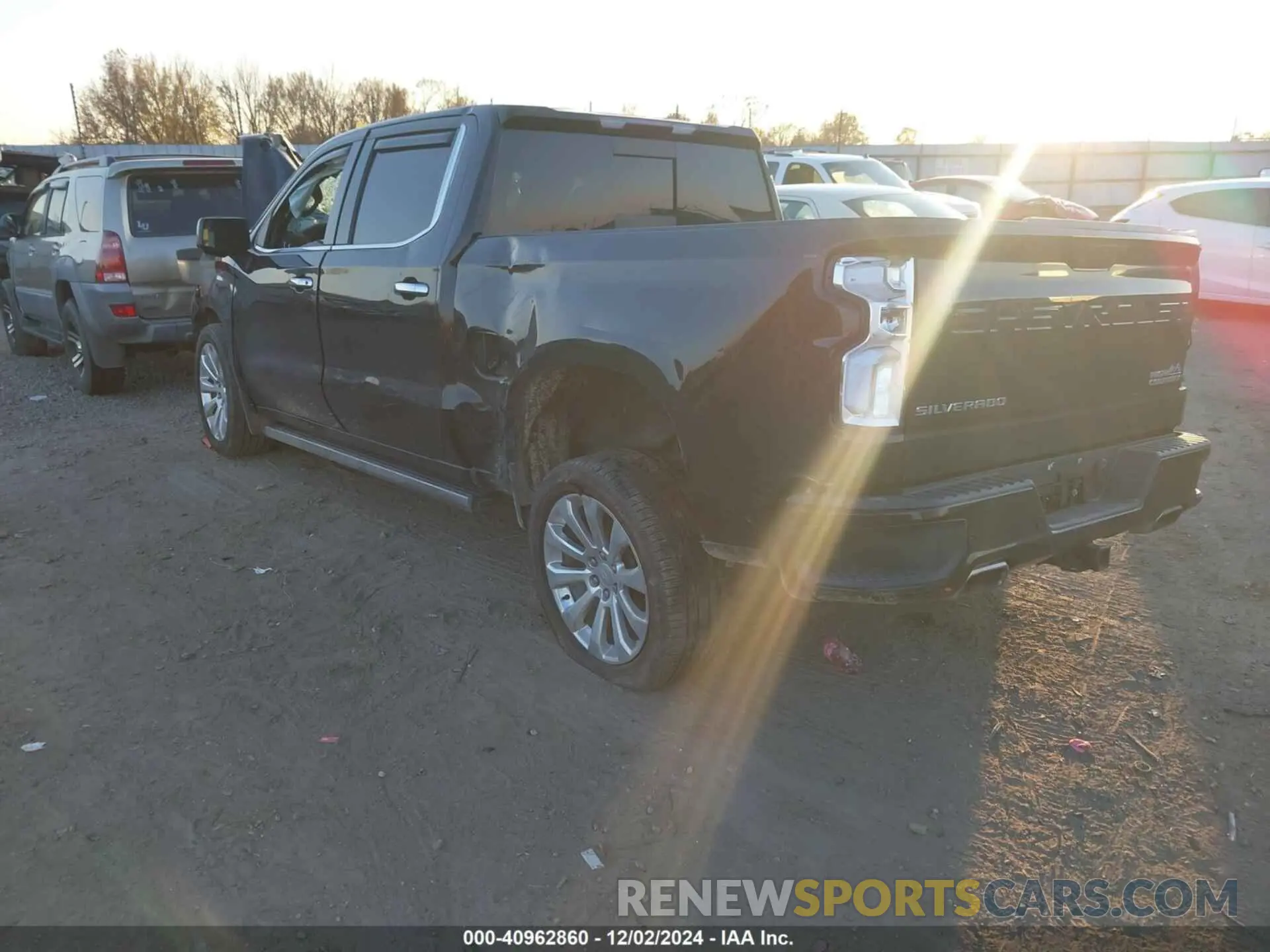 3 Фотография поврежденного автомобиля 3GCUYHEL1LG426016 CHEVROLET SILVERADO 1500 2020