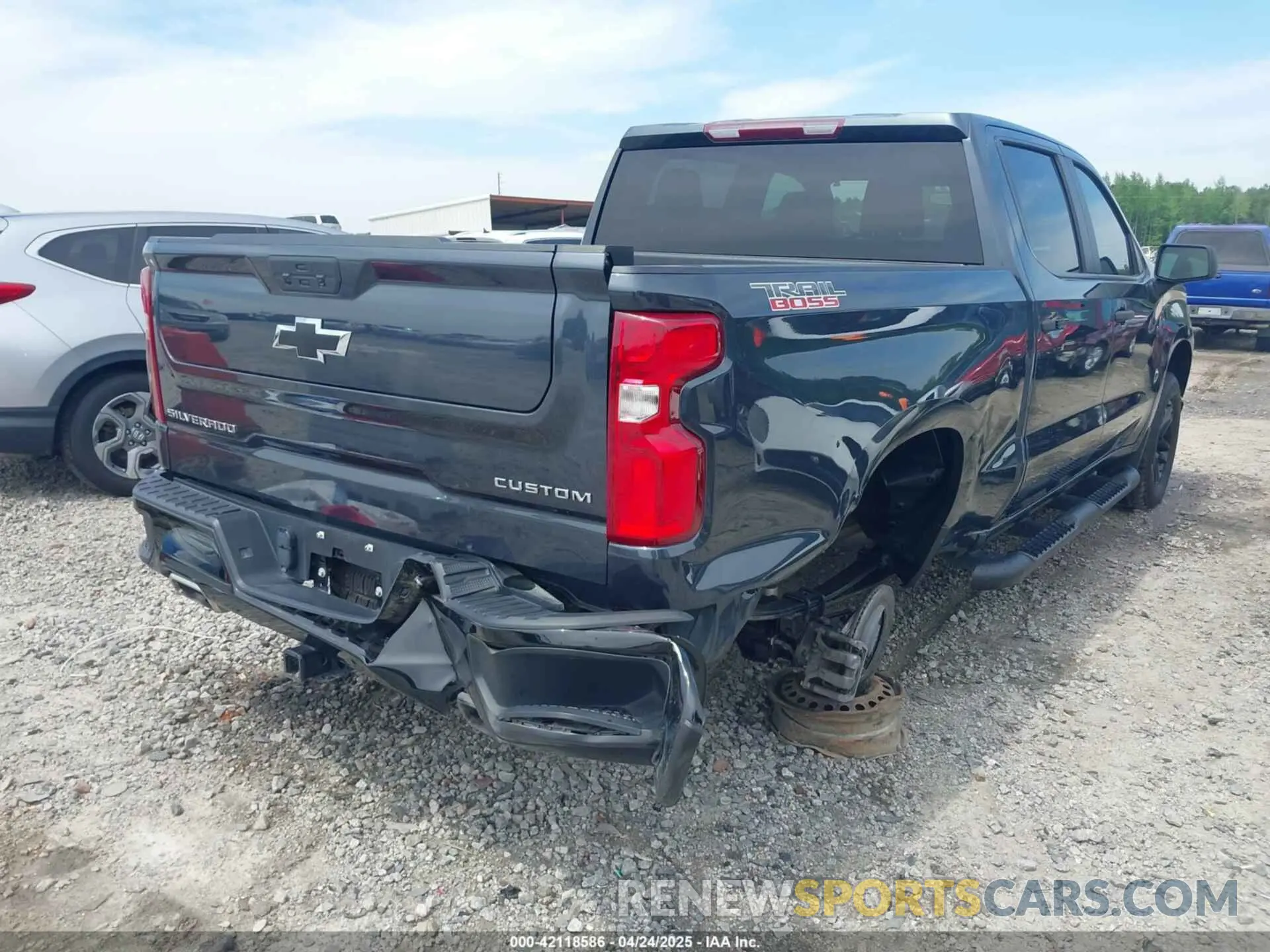4 Фотография поврежденного автомобиля 1GCPYCEF2MZ372978 CHEVROLET SILVERADO 1500 2021
