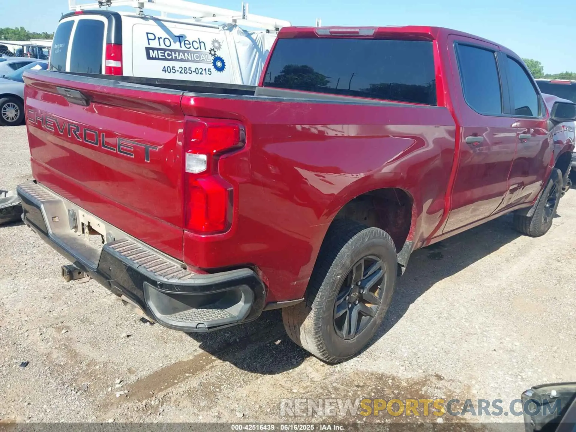 4 Photograph of a damaged car 1GCPYCEL1MZ344109 CHEVROLET SILVERADO 1500 2021