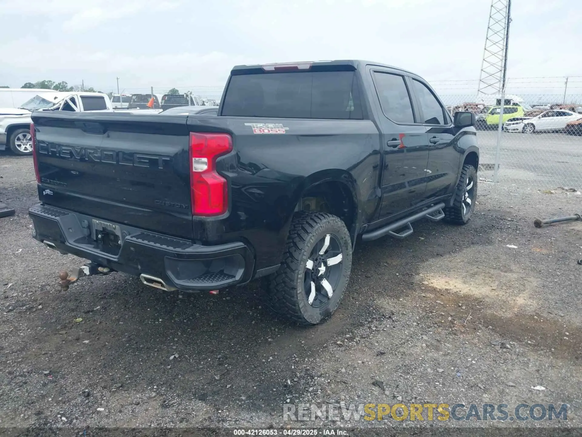 4 Photograph of a damaged car 1GCPYCEL8MZ210276 CHEVROLET SILVERADO 1500 2021