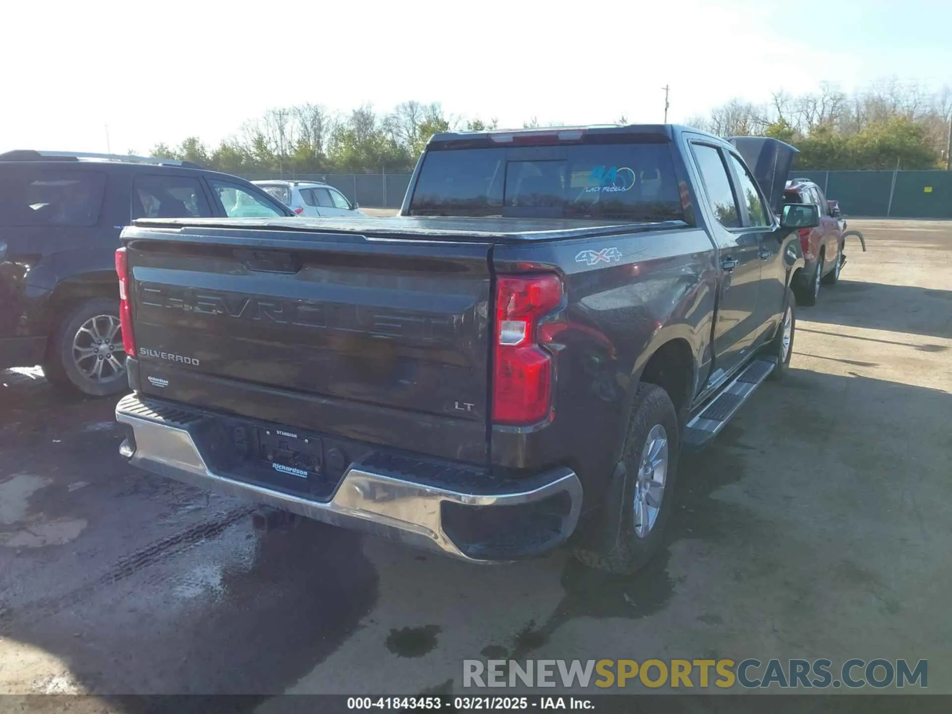 4 Photograph of a damaged car 1GCPYDEK8MZ148133 CHEVROLET SILVERADO 1500 2021