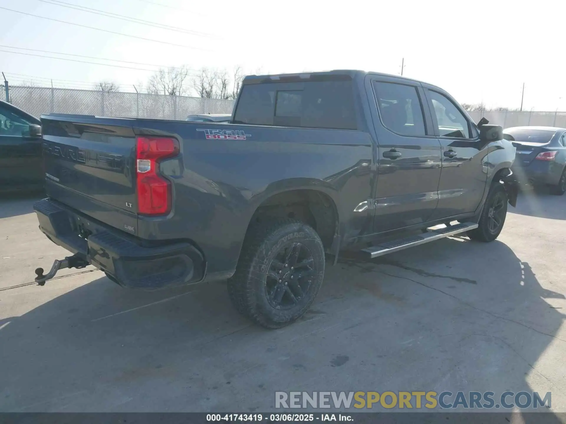 4 Фотография поврежденного автомобиля 1GCPYFED3MZ132225 CHEVROLET SILVERADO 1500 2021