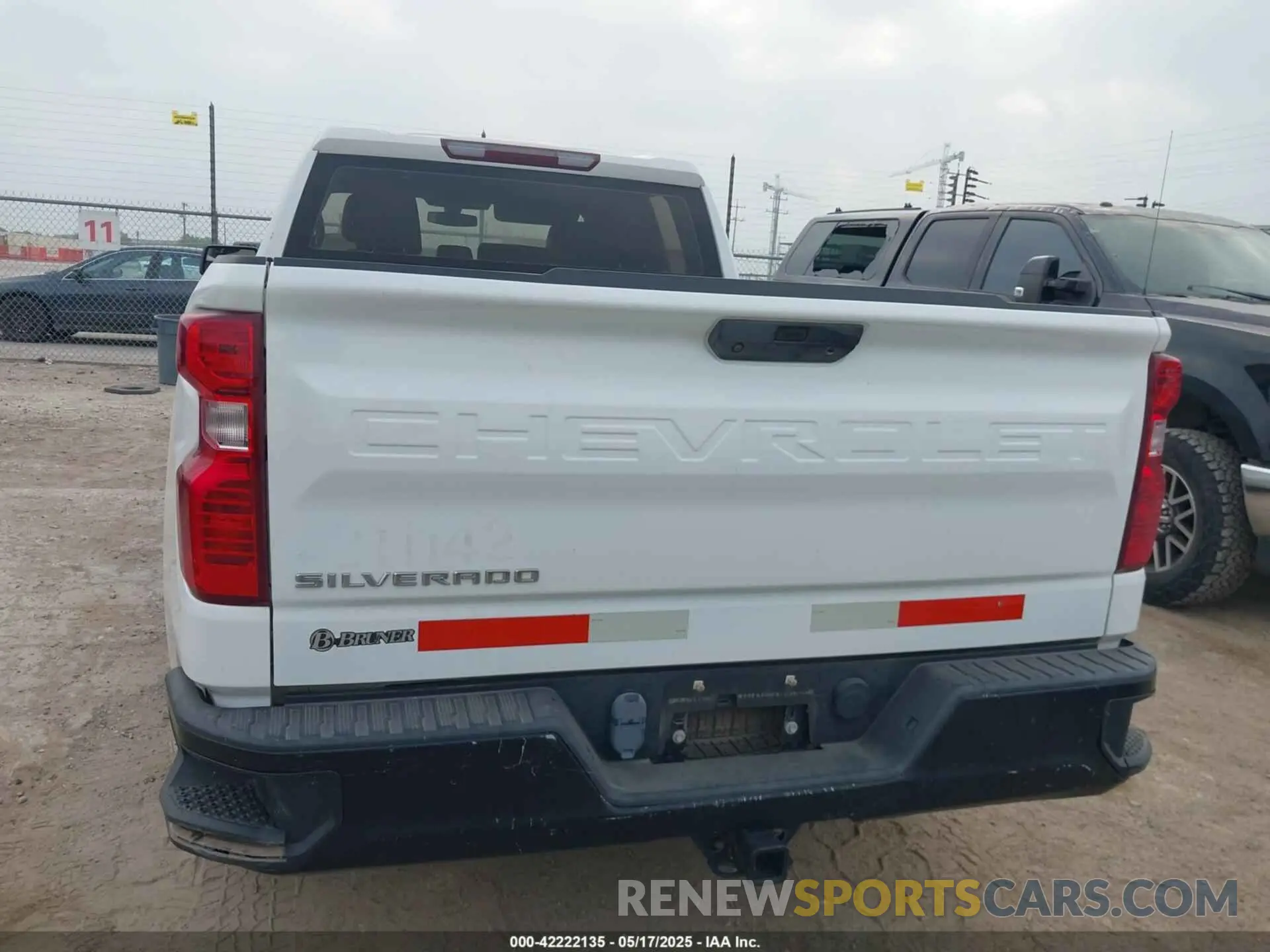 16 Photograph of a damaged car 1GCRYAEF4MZ211142 CHEVROLET SILVERADO 1500 2021