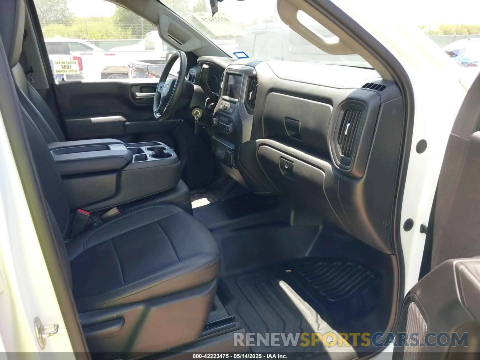 5 Фотография поврежденного автомобиля 1GCRYAEF9MZ212450 CHEVROLET SILVERADO 1500 2021