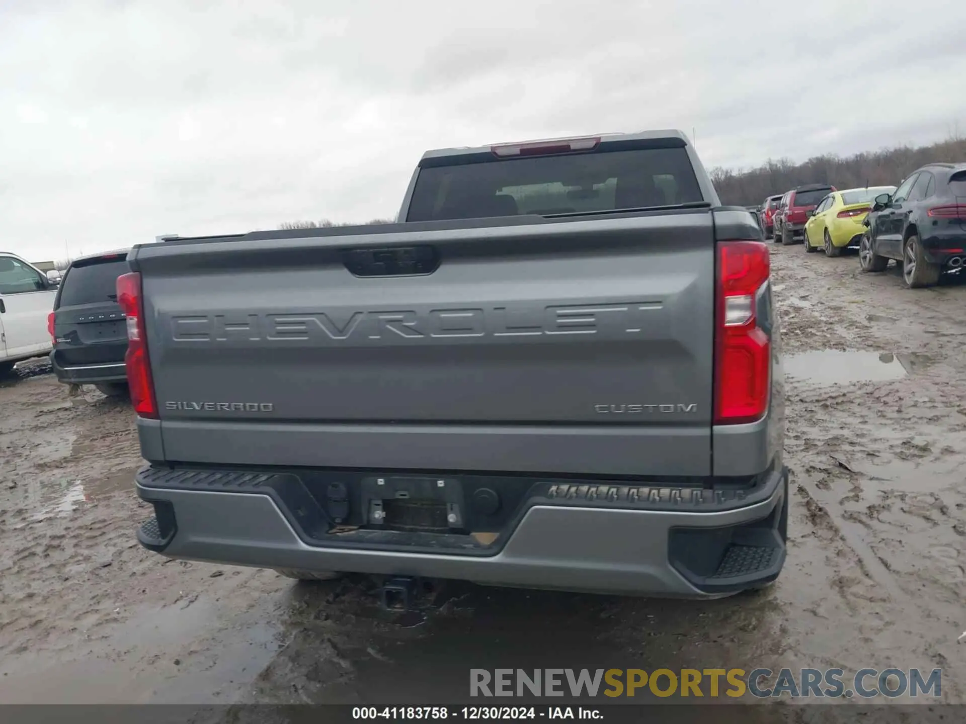 17 Photograph of a damaged car 1GCRYBEK2MZ156547 CHEVROLET SILVERADO 1500 2021