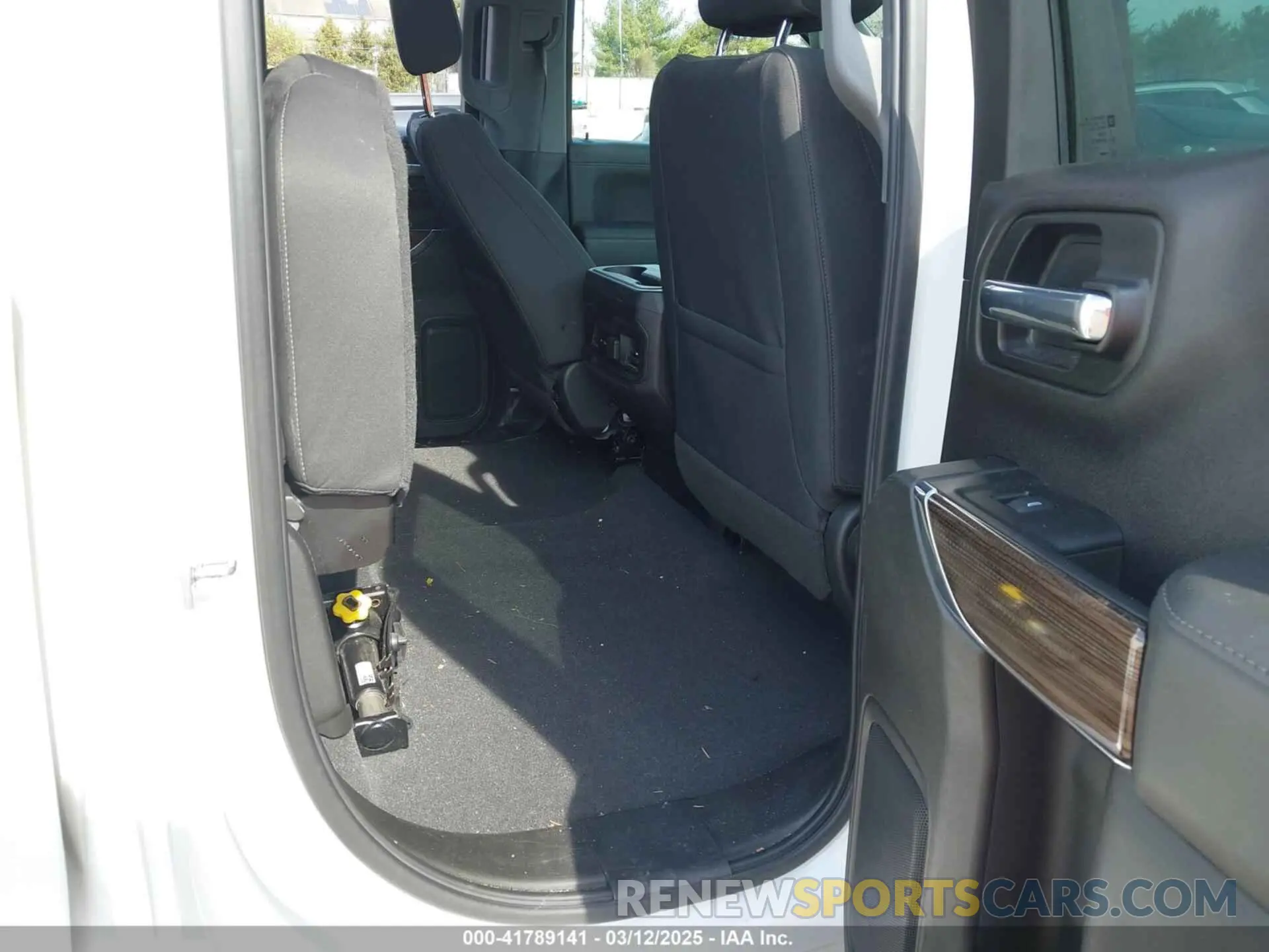8 Photograph of a damaged car 1GCRYEED0MZ103087 CHEVROLET SILVERADO 1500 2021