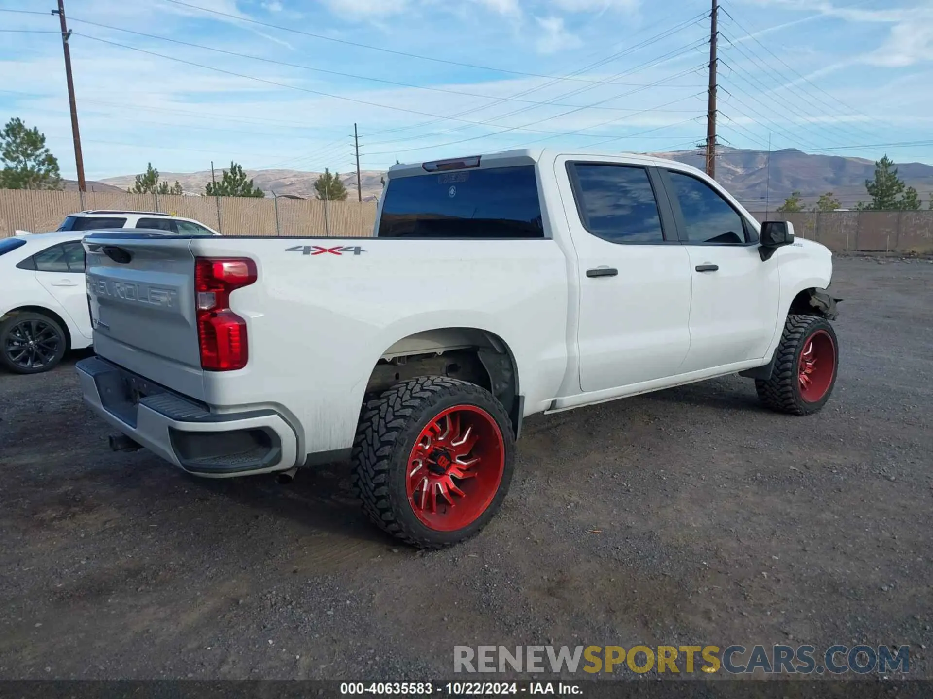 4 Photograph of a damaged car 1GCUYAEF9MZ301056 CHEVROLET SILVERADO 1500 2021