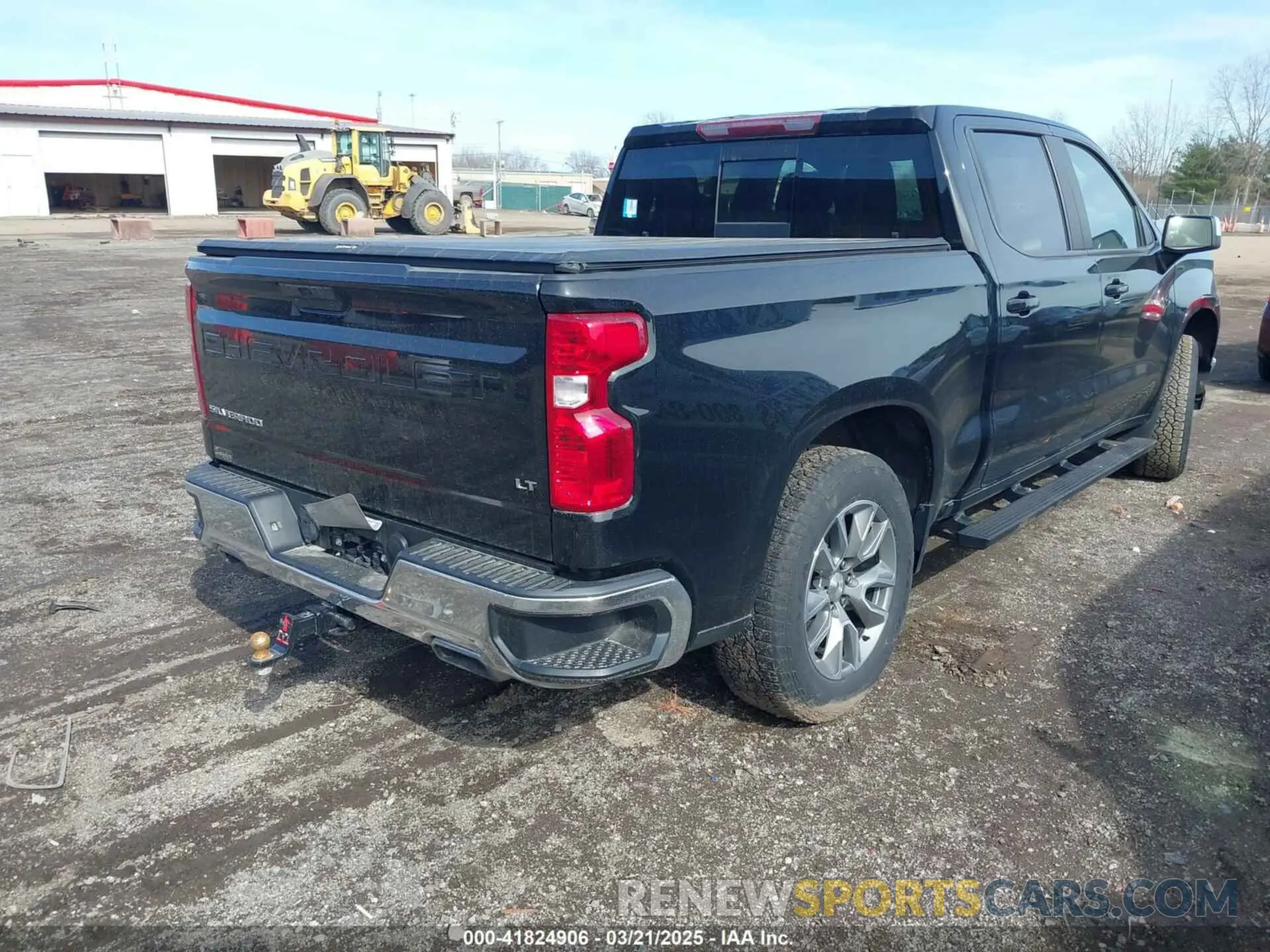4 Photograph of a damaged car 1GCUYDED0MZ253365 CHEVROLET SILVERADO 1500 2021