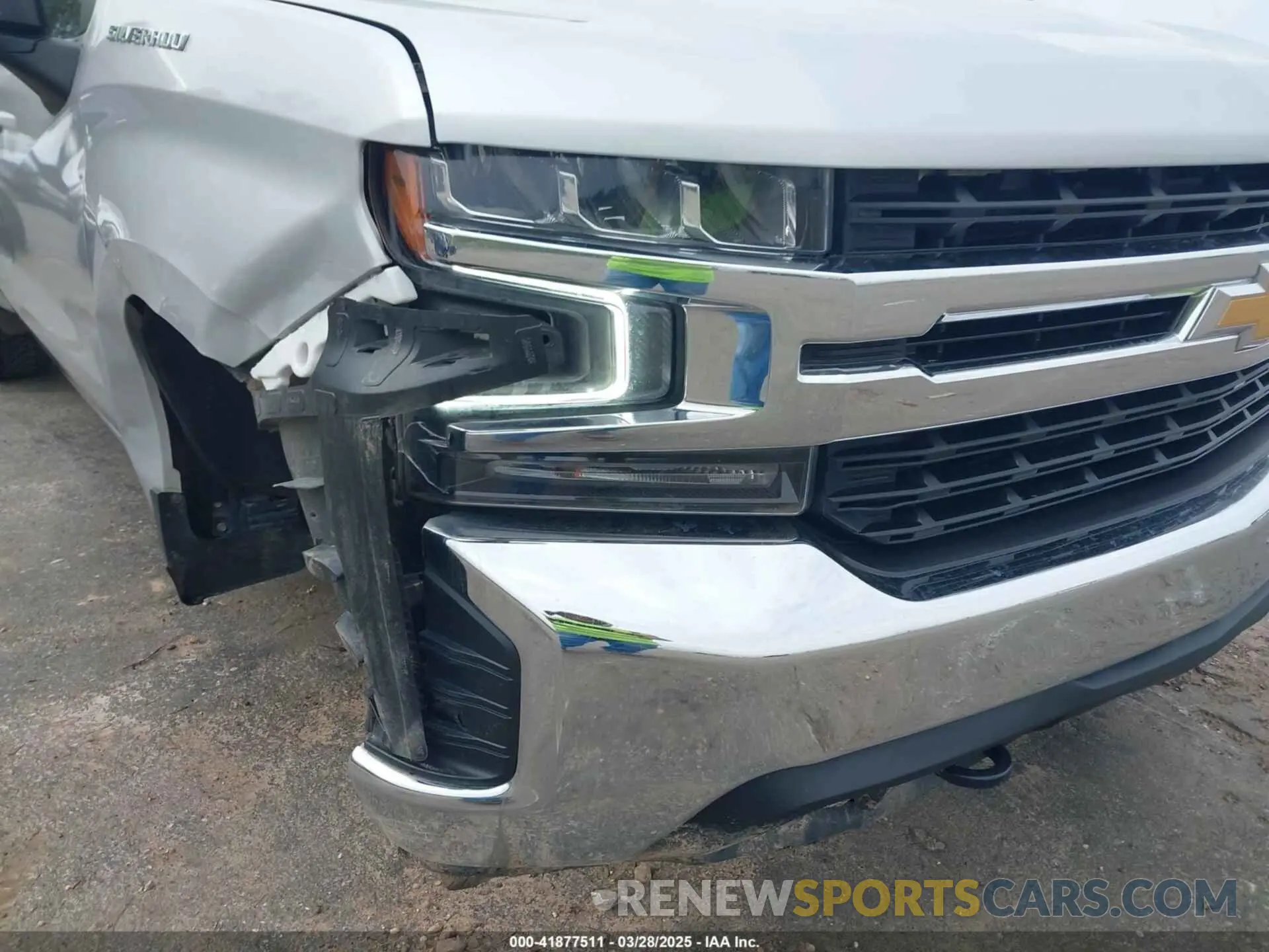 18 Фотография поврежденного автомобиля 1GCUYDED1MZ429579 CHEVROLET SILVERADO 1500 2021