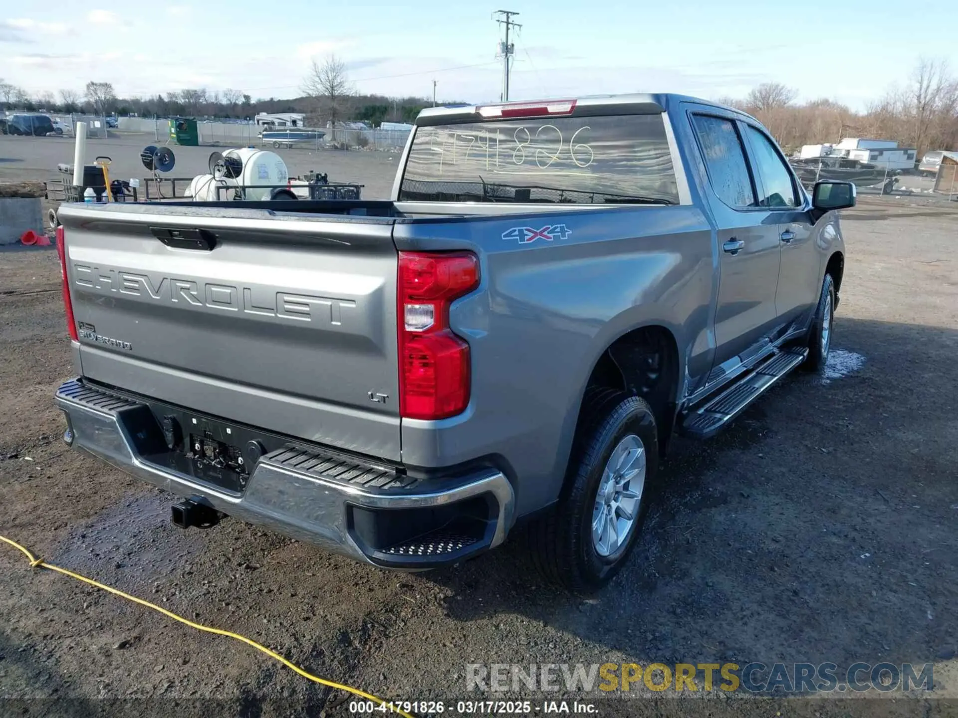 4 Фотография поврежденного автомобиля 1GCUYDED3MZ388291 CHEVROLET SILVERADO 1500 2021