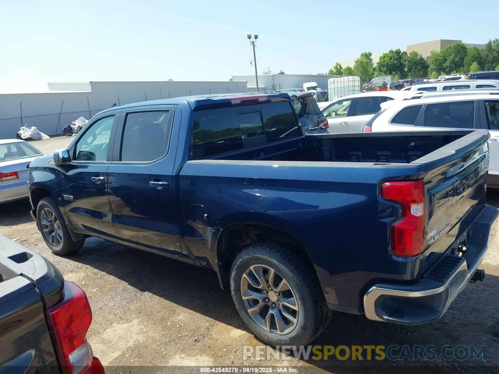 14 Photograph of a damaged car 1GCUYDED9MZ356493 CHEVROLET SILVERADO 1500 2021