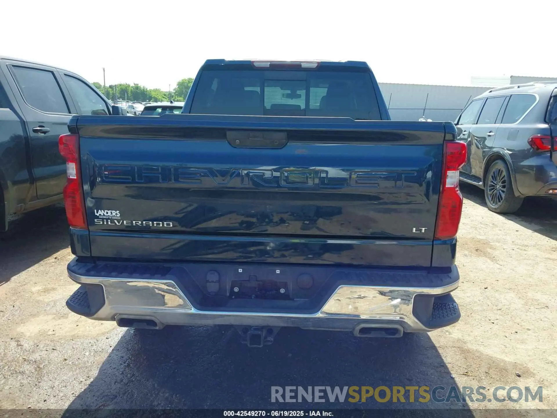 16 Photograph of a damaged car 1GCUYDED9MZ356493 CHEVROLET SILVERADO 1500 2021