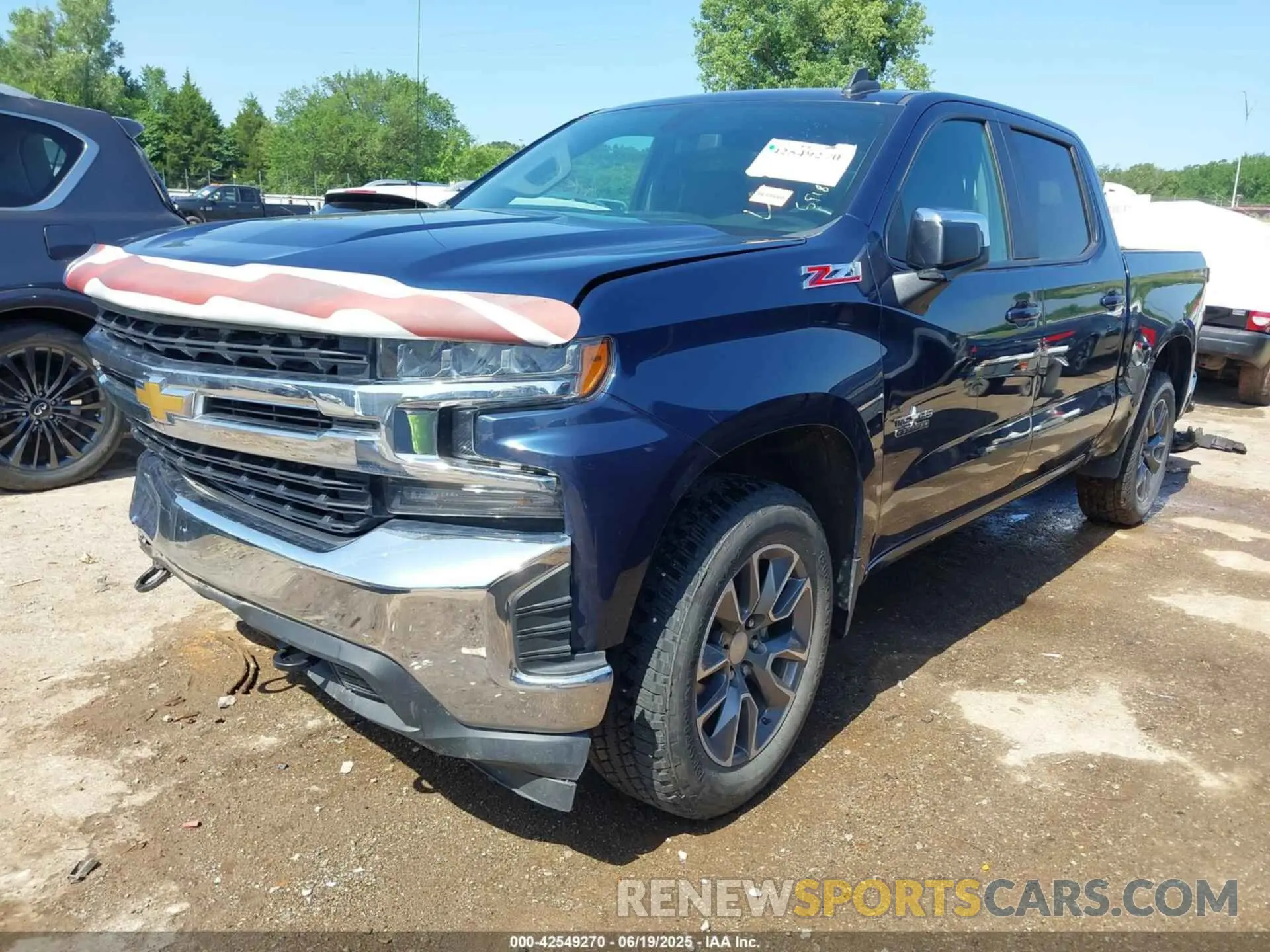 2 Photograph of a damaged car 1GCUYDED9MZ356493 CHEVROLET SILVERADO 1500 2021