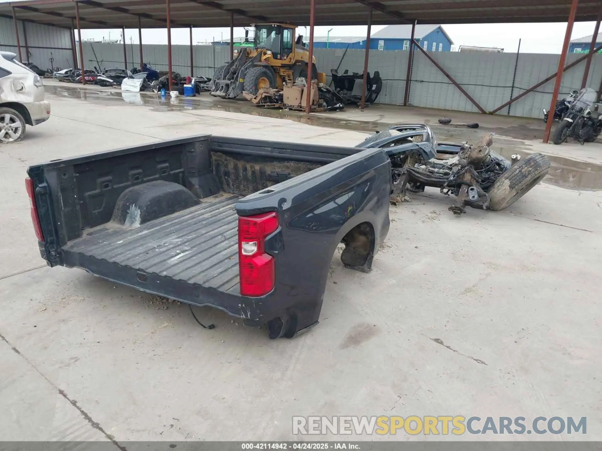 4 Фотография поврежденного автомобиля 1GCUYDET4MZ417076 CHEVROLET SILVERADO 1500 2021