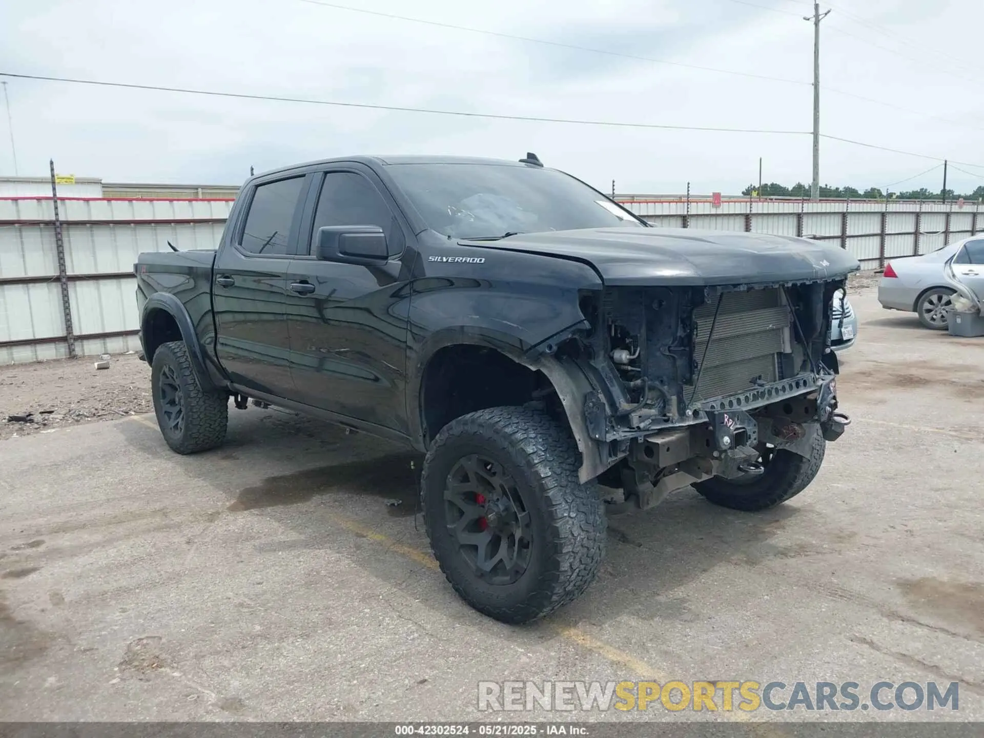 1 Фотография поврежденного автомобиля 1GCUYEED2MZ182286 CHEVROLET SILVERADO 1500 2021