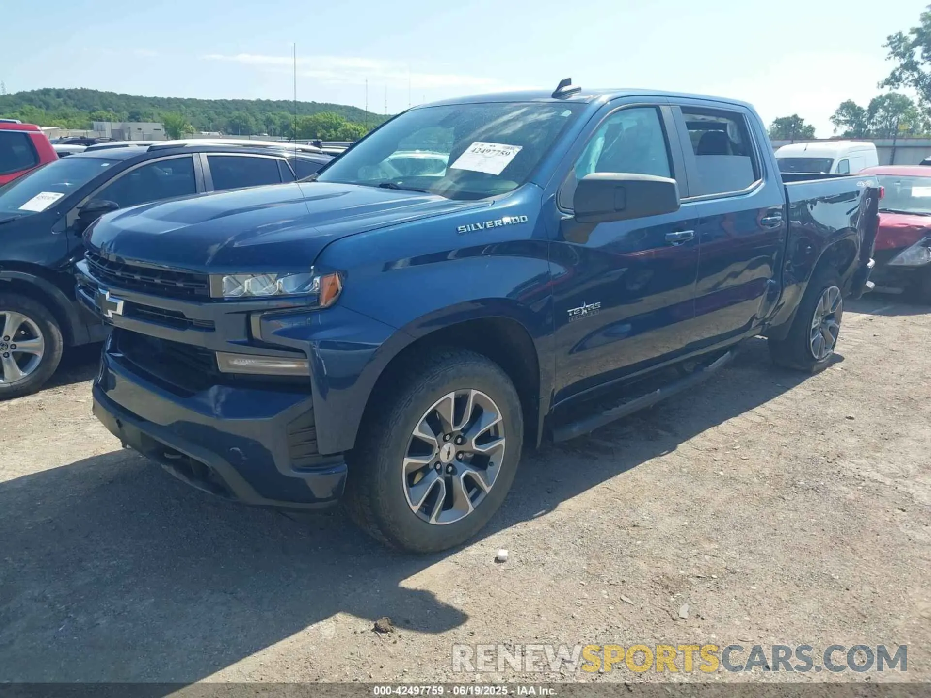 2 Photograph of a damaged car 1GCUYEED4MZ177915 CHEVROLET SILVERADO 1500 2021