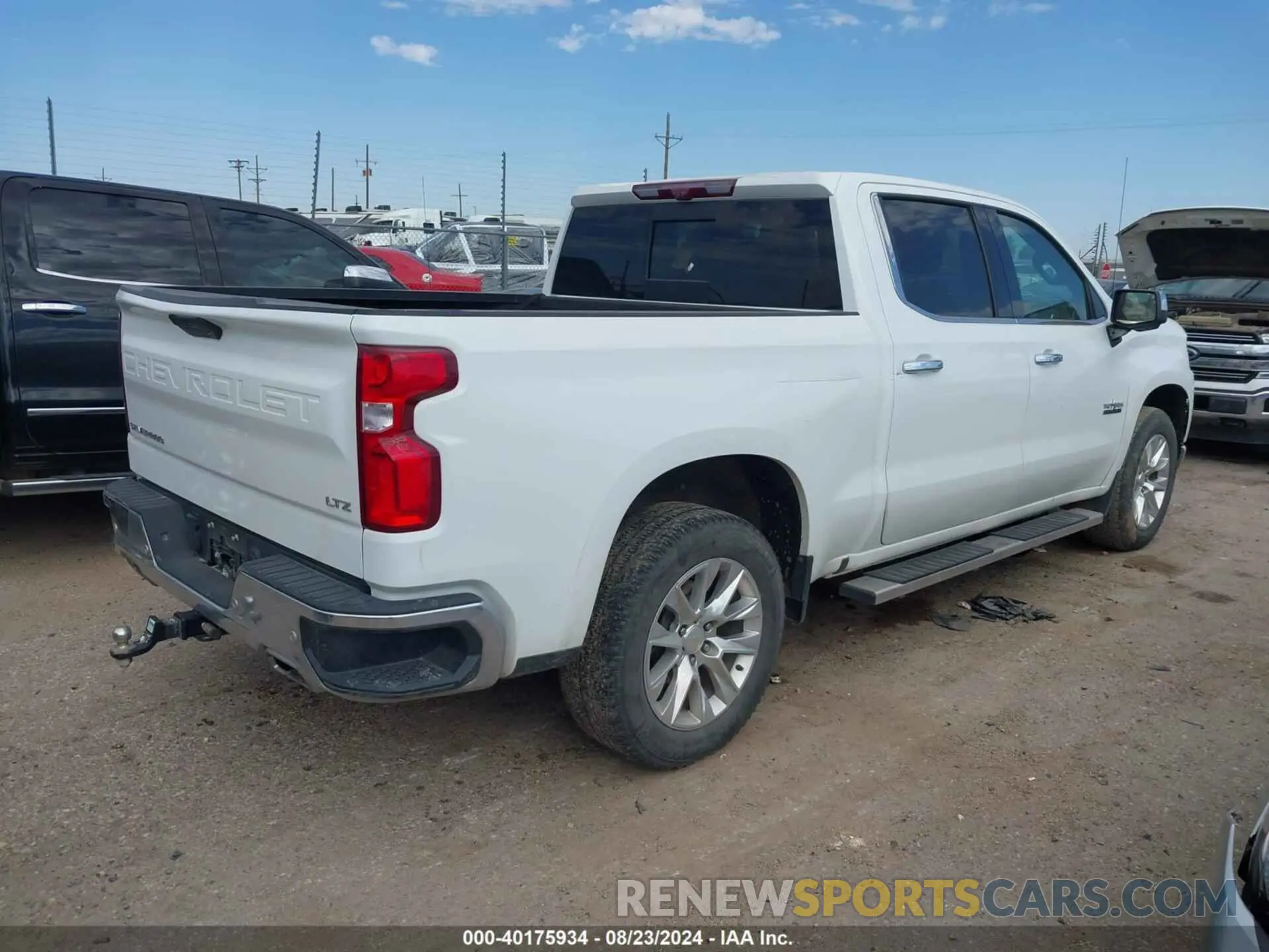4 Photograph of a damaged car 1GCUYGED1MZ332125 CHEVROLET SILVERADO 1500 2021