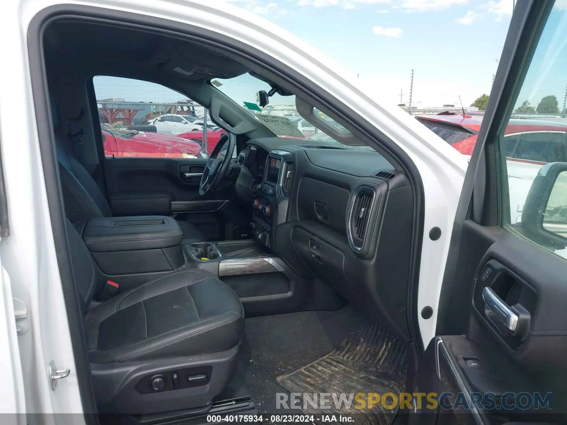 5 Photograph of a damaged car 1GCUYGED1MZ332125 CHEVROLET SILVERADO 1500 2021