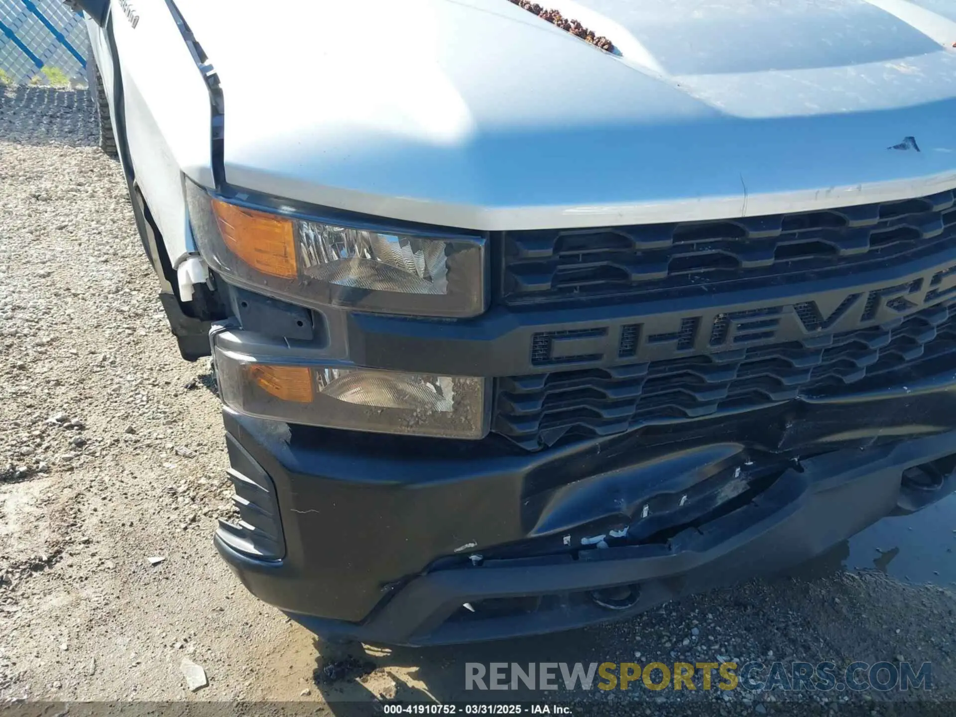 17 Photograph of a damaged car 3GCNYAEK2MG383018 CHEVROLET SILVERADO 1500 2021