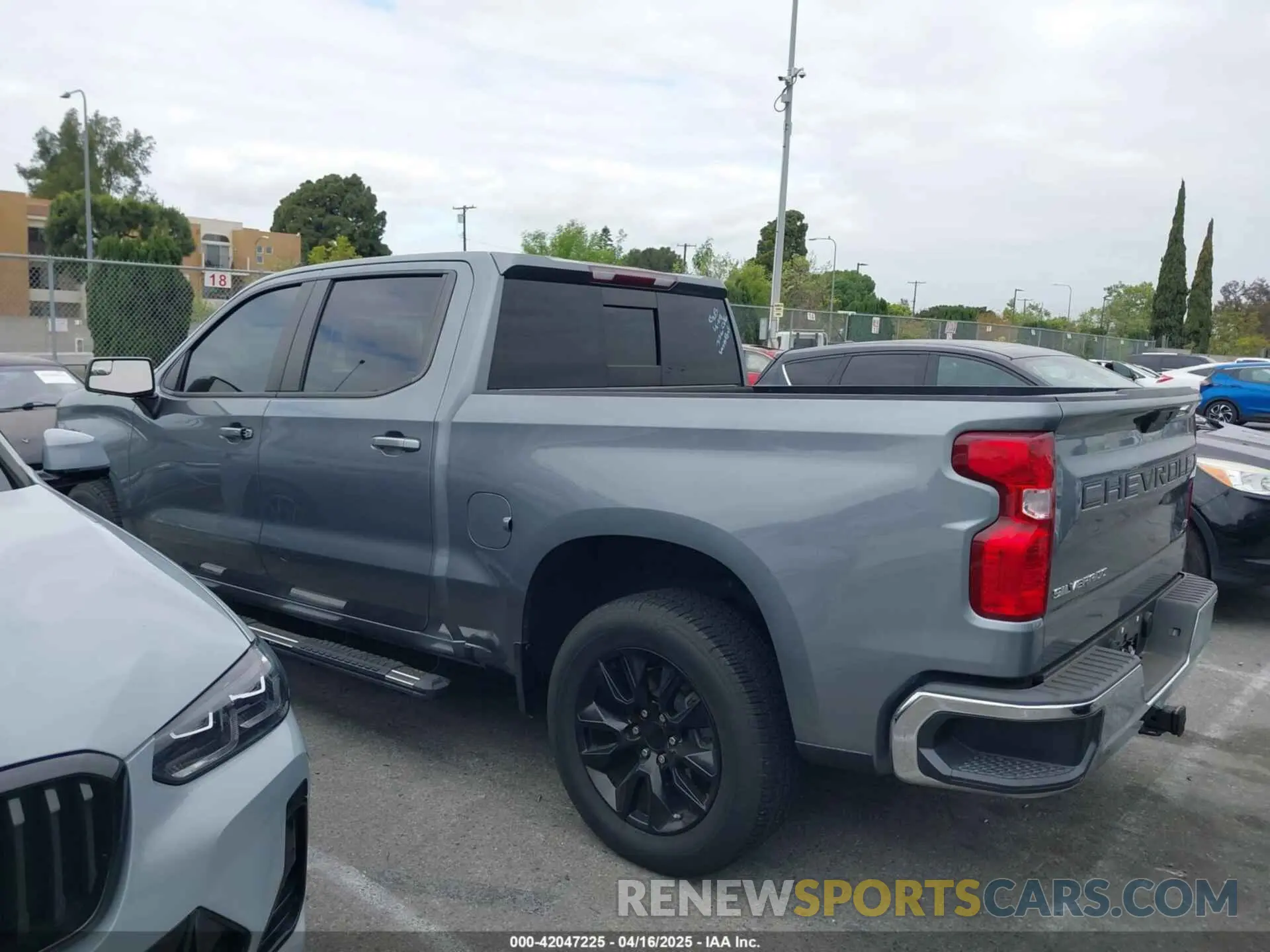 13 Фотография поврежденного автомобиля 3GCPWCED8MG227304 CHEVROLET SILVERADO 1500 2021