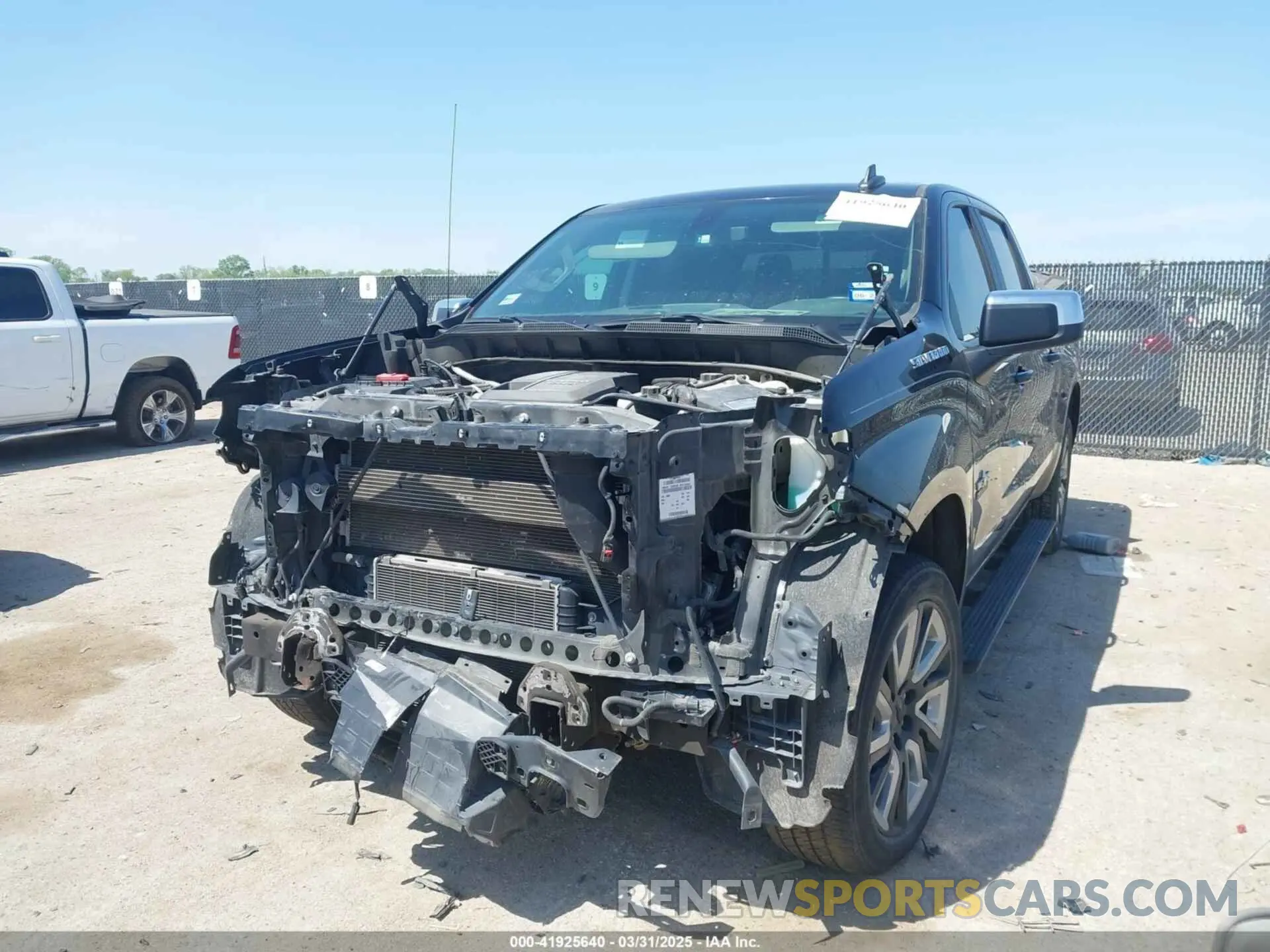 2 Photograph of a damaged car 3GCPWCET1MG102376 CHEVROLET SILVERADO 1500 2021