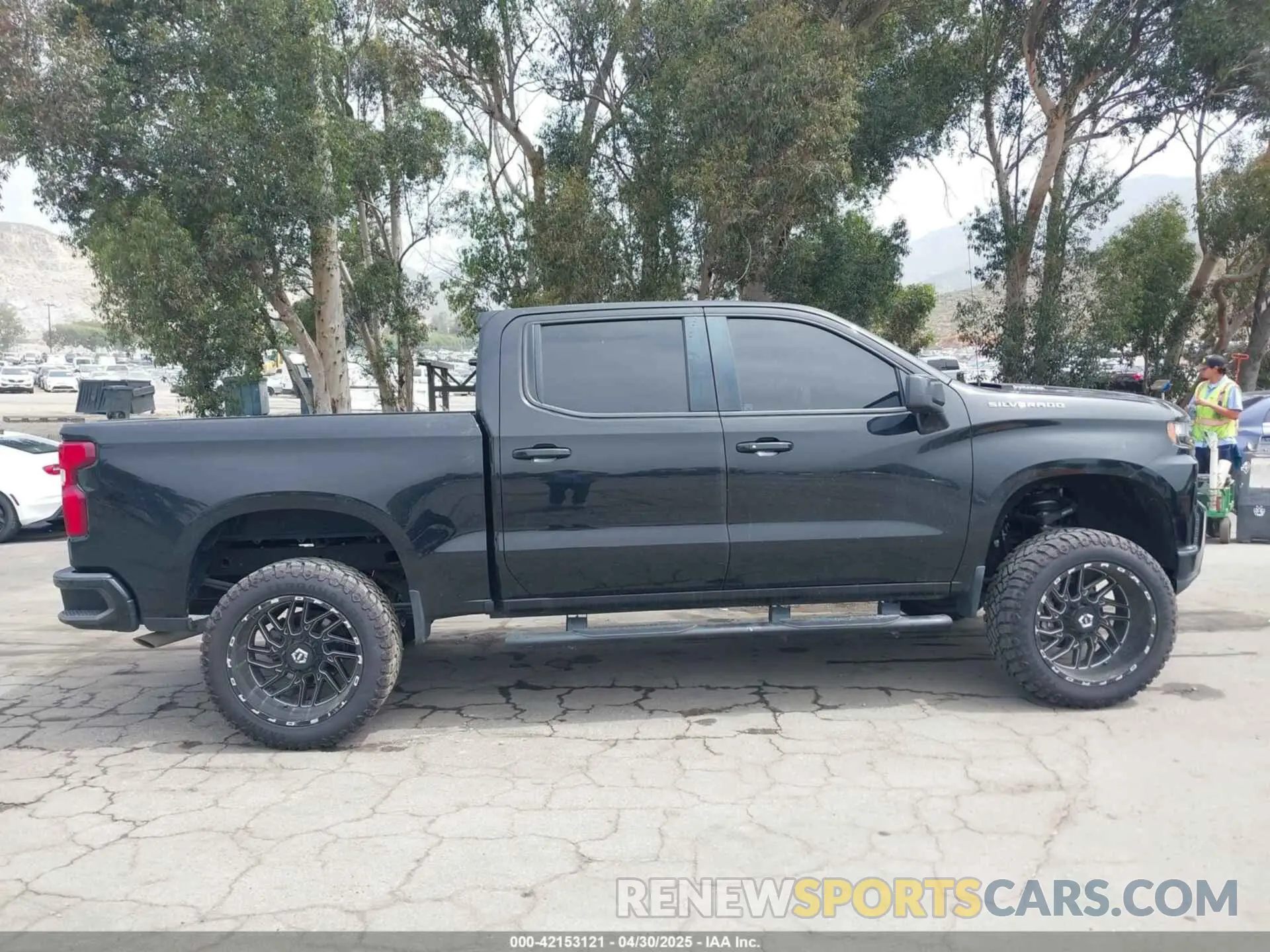 13 Photograph of a damaged car 3GCPWDET7MG135016 CHEVROLET SILVERADO 1500 2021