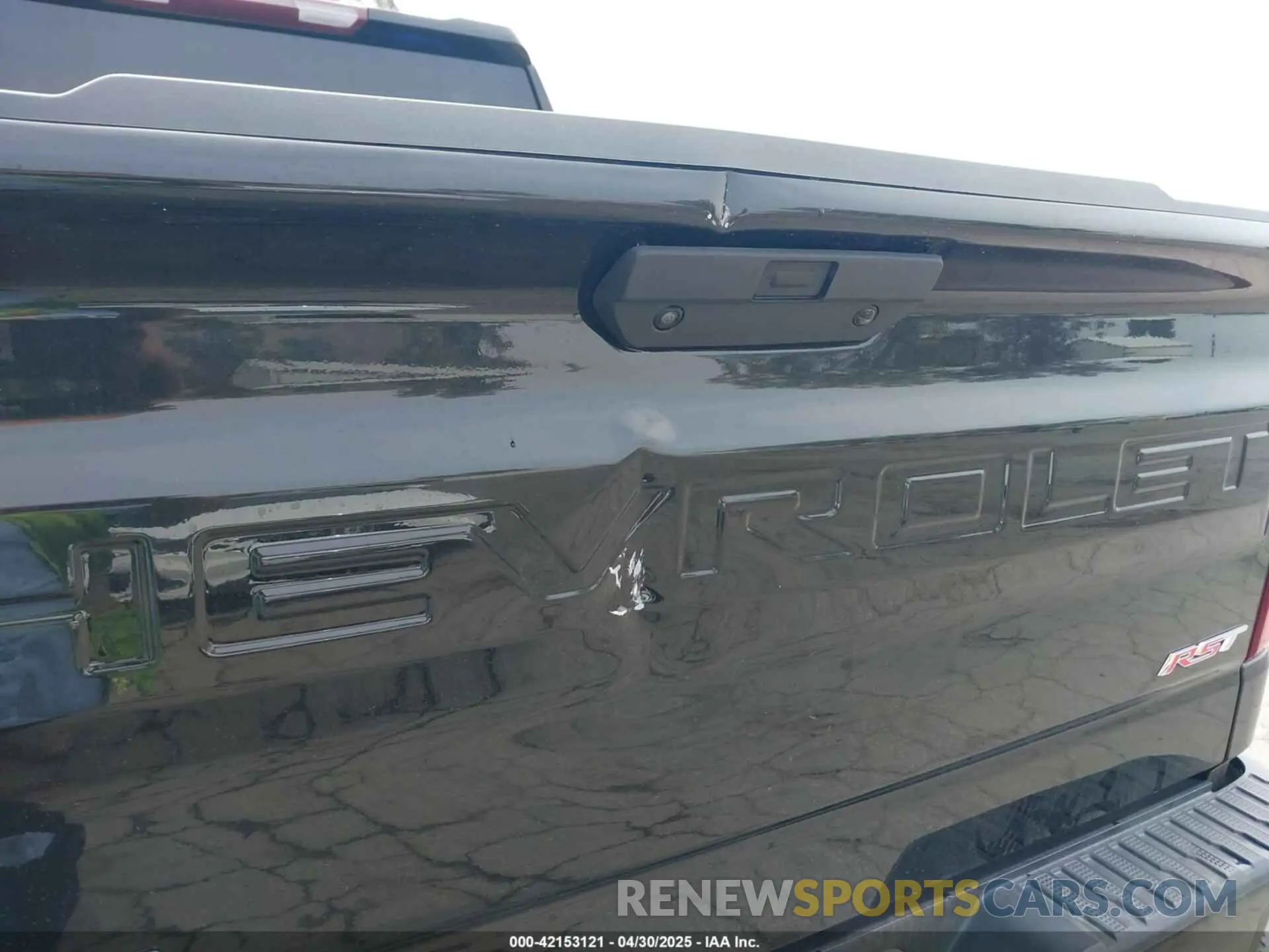 17 Photograph of a damaged car 3GCPWDET7MG135016 CHEVROLET SILVERADO 1500 2021