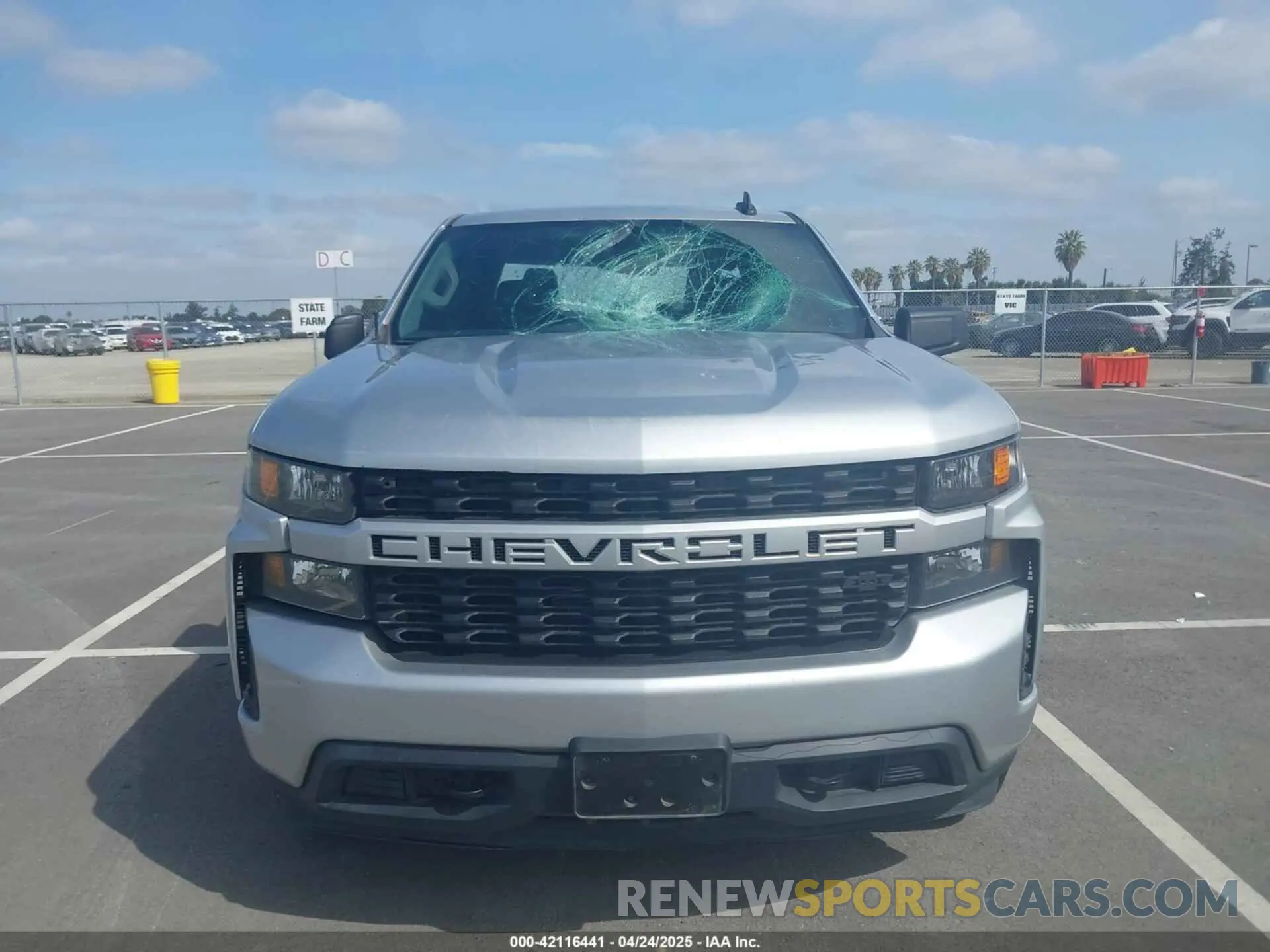 12 Photograph of a damaged car 3GCPYBEK2MG346534 CHEVROLET SILVERADO 1500 2021