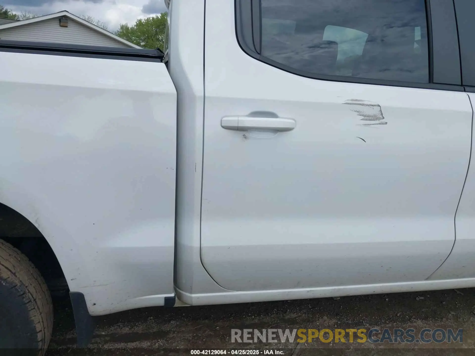 19 Фотография поврежденного автомобиля 3GCPYDEK0MG411876 CHEVROLET SILVERADO 1500 2021