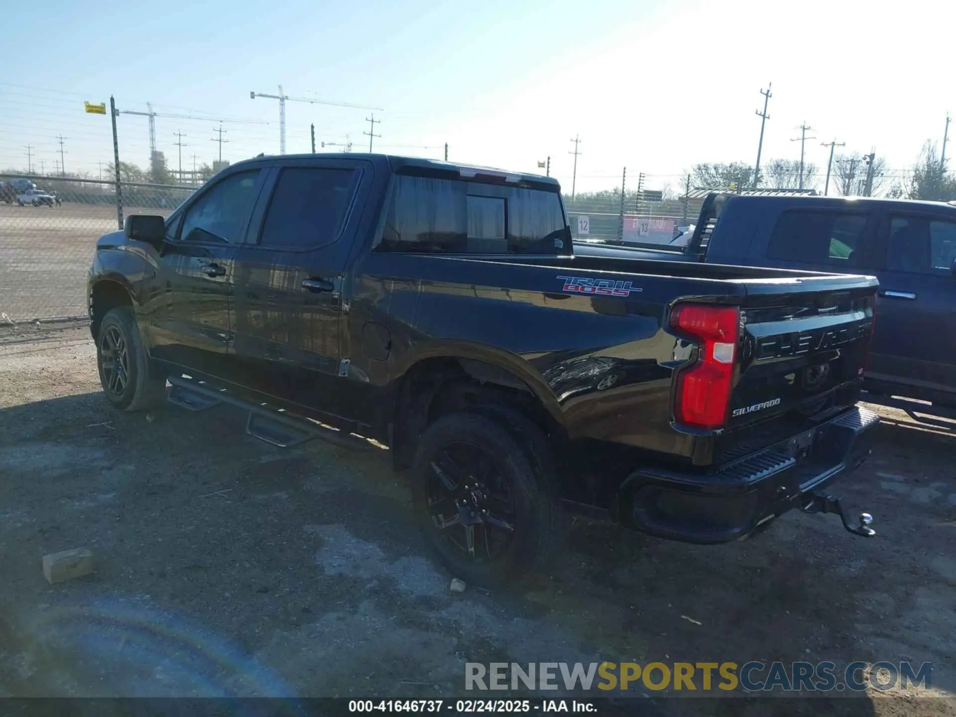 3 Photograph of a damaged car 3GCPYFEL2MG372535 CHEVROLET SILVERADO 1500 2021