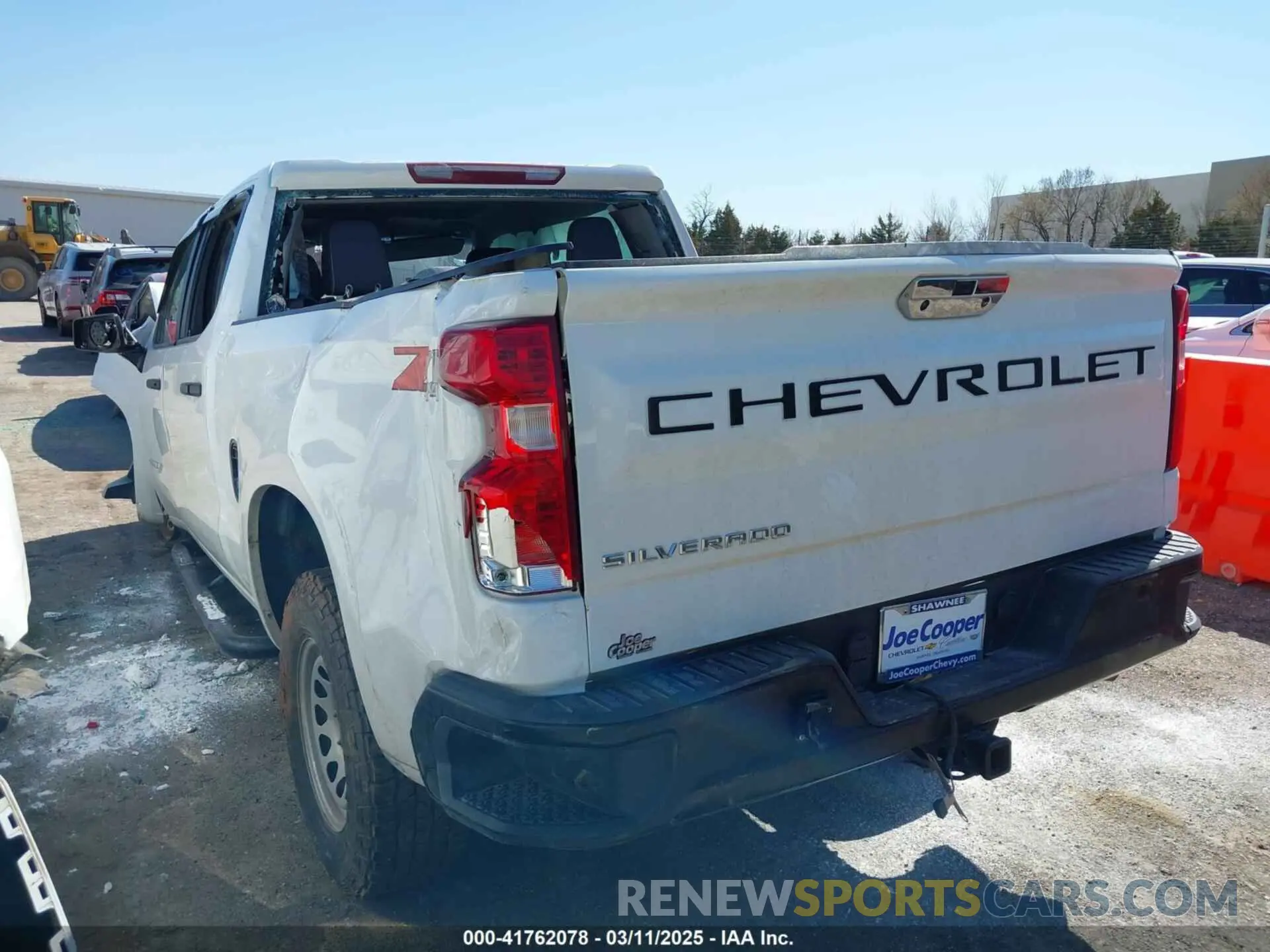 3 Фотография поврежденного автомобиля 3GCUYAEF0MG104602 CHEVROLET SILVERADO 1500 2021