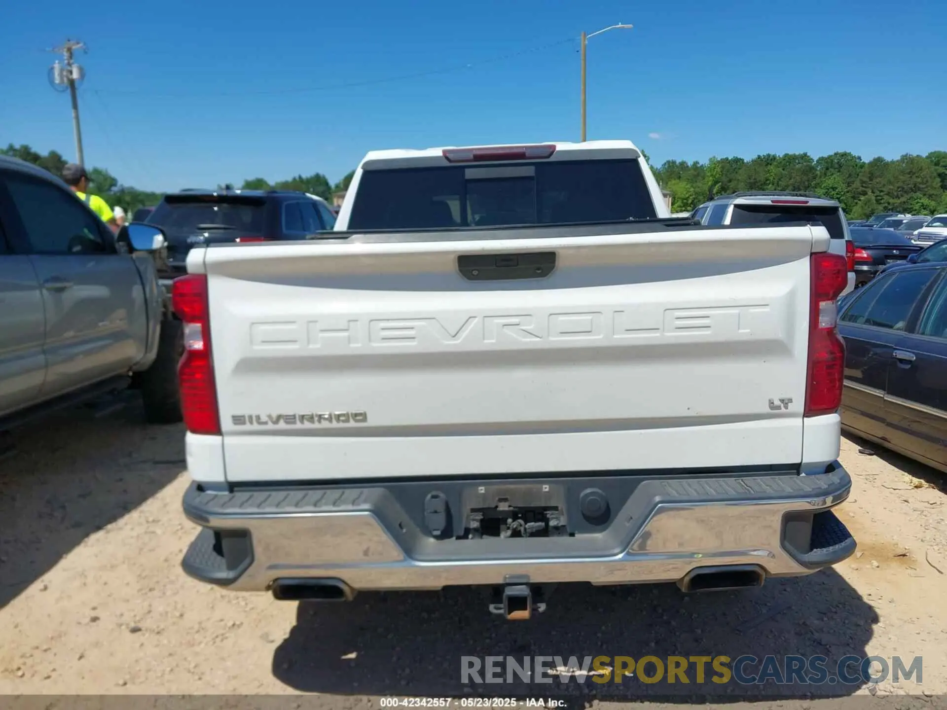 16 Фотография поврежденного автомобиля 3GCUYDED2MG226930 CHEVROLET SILVERADO 1500 2021