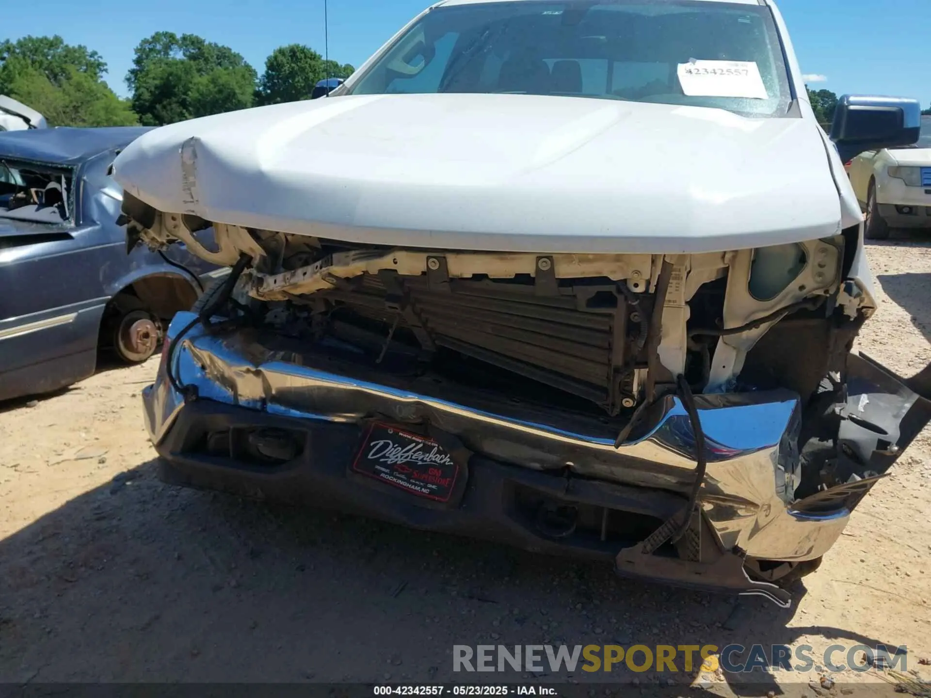 6 Фотография поврежденного автомобиля 3GCUYDED2MG226930 CHEVROLET SILVERADO 1500 2021