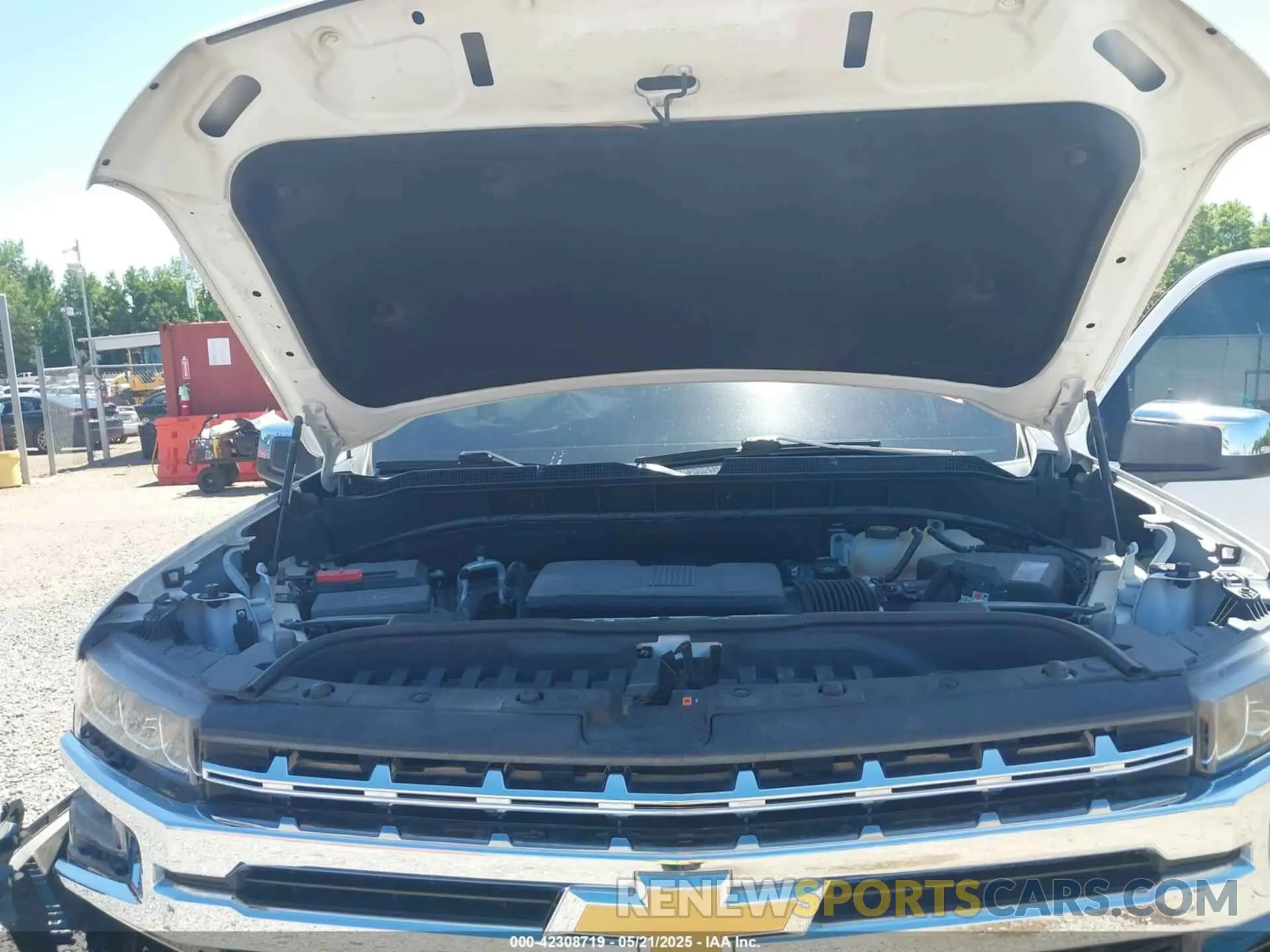 10 Фотография поврежденного автомобиля 3GCUYDED8MG250682 CHEVROLET SILVERADO 1500 2021