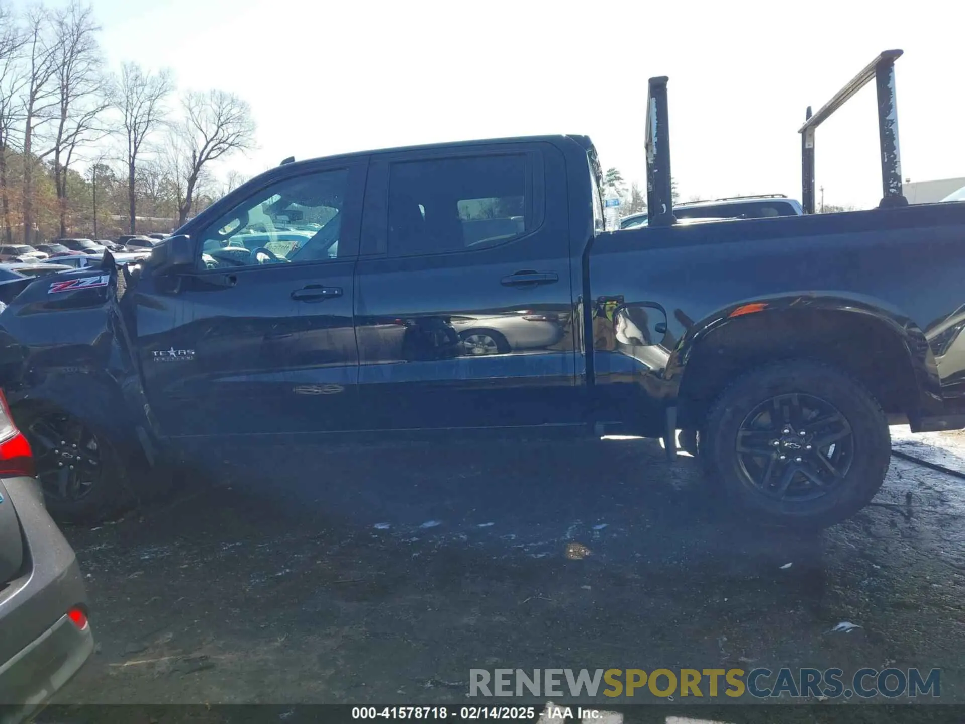14 Фотография поврежденного автомобиля 3GCUYEED0MG336607 CHEVROLET SILVERADO 1500 2021