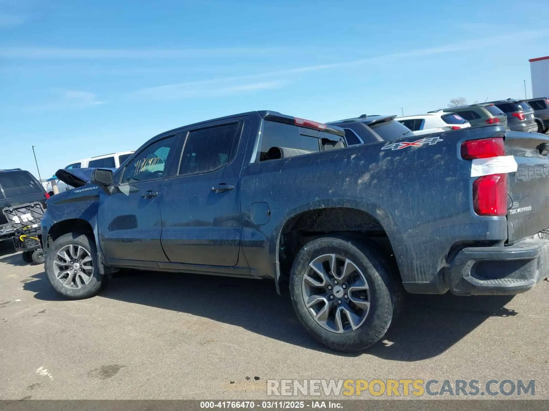 14 Photograph of a damaged car 3GCUYEED3MG159258 CHEVROLET SILVERADO 1500 2021