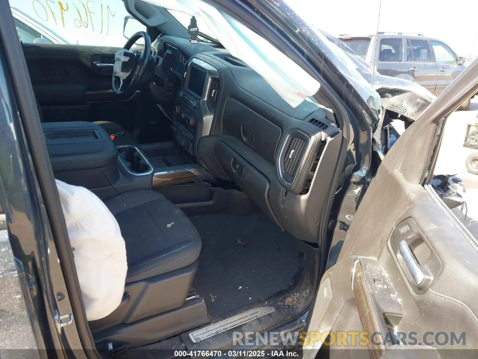 5 Photograph of a damaged car 3GCUYEED3MG159258 CHEVROLET SILVERADO 1500 2021