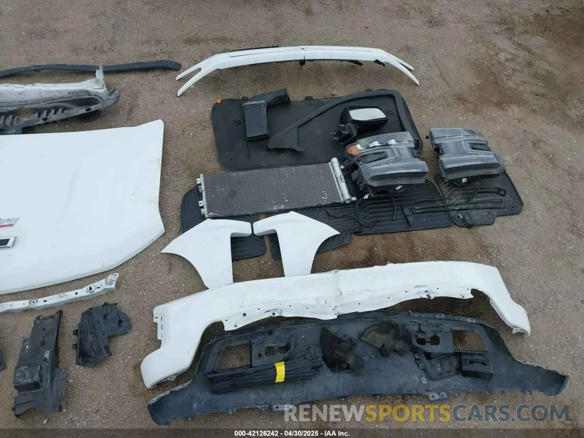 18 Фотография поврежденного автомобиля 3GCUYEEDXMG229600 CHEVROLET SILVERADO 1500 2021