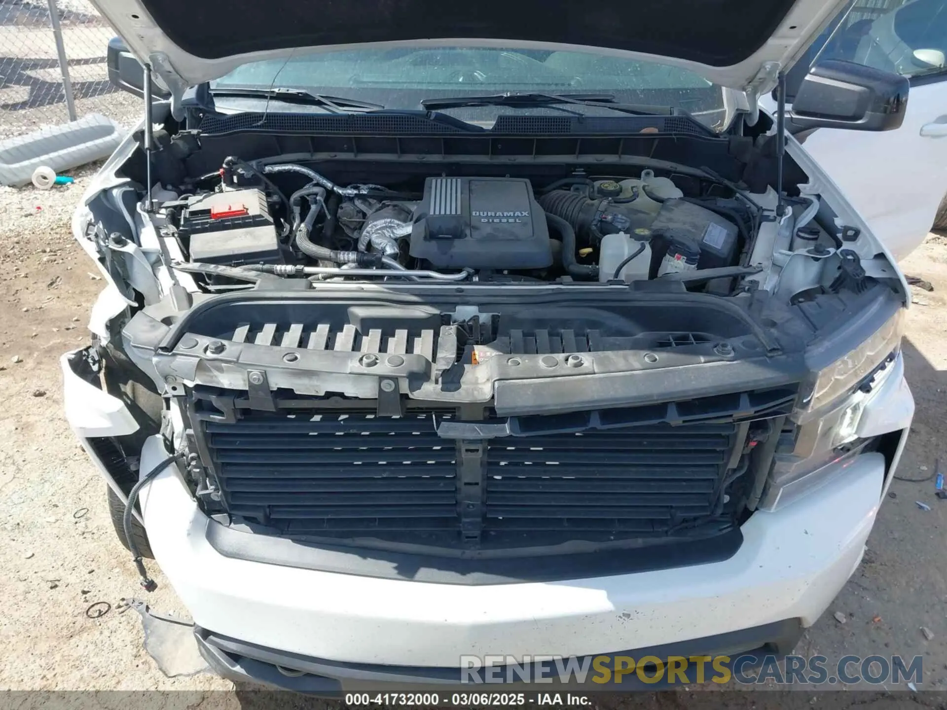 10 Photograph of a damaged car 3GCUYEET4MG243452 CHEVROLET SILVERADO 1500 2021