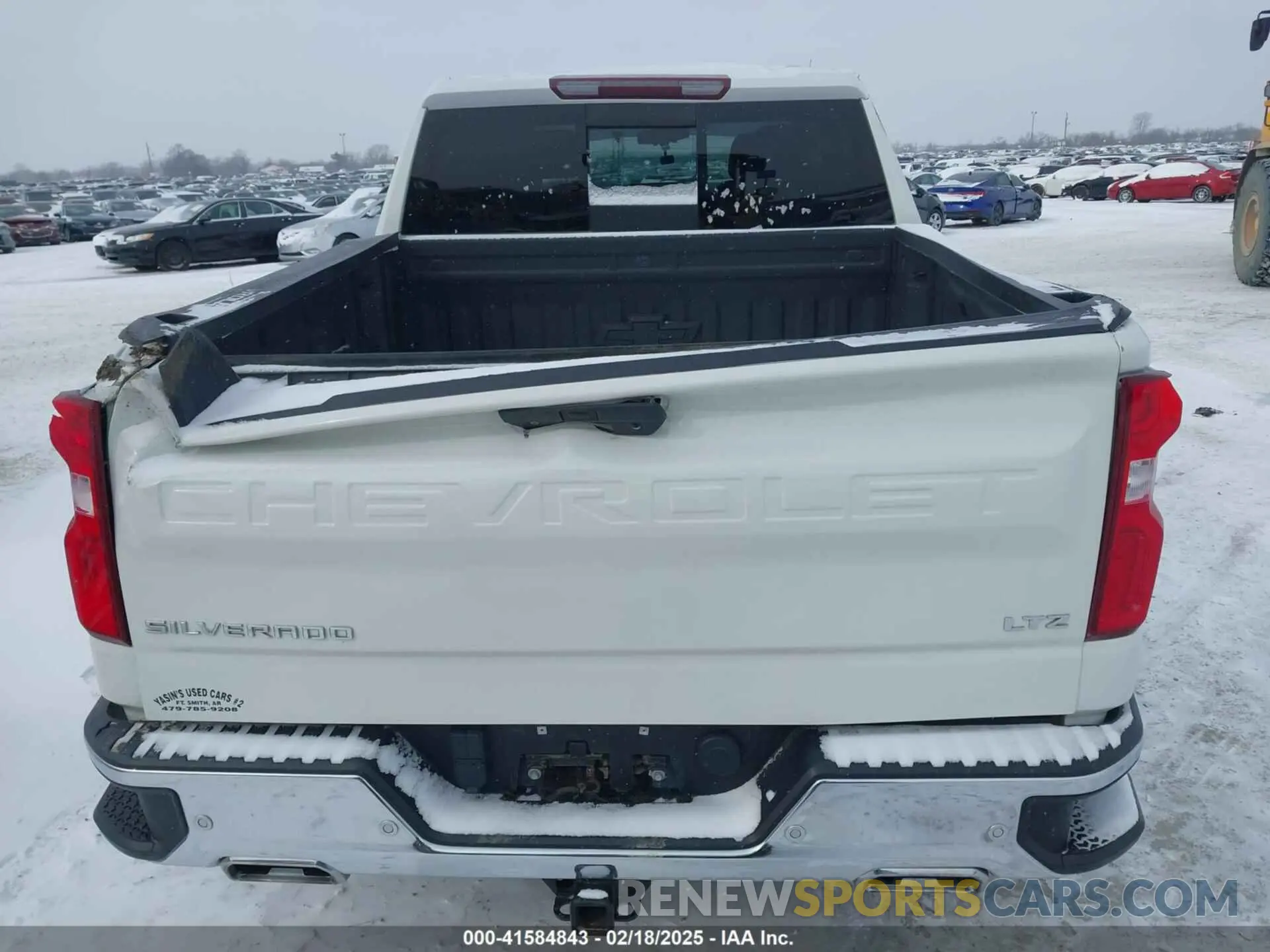 16 Photograph of a damaged car 3GCUYGEL3MG135254 CHEVROLET SILVERADO 1500 2021