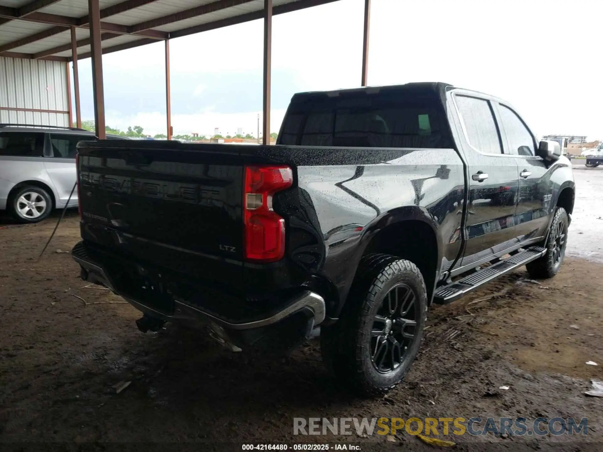 4 Фотография поврежденного автомобиля 3GCUYGET2MG143300 CHEVROLET SILVERADO 1500 2021