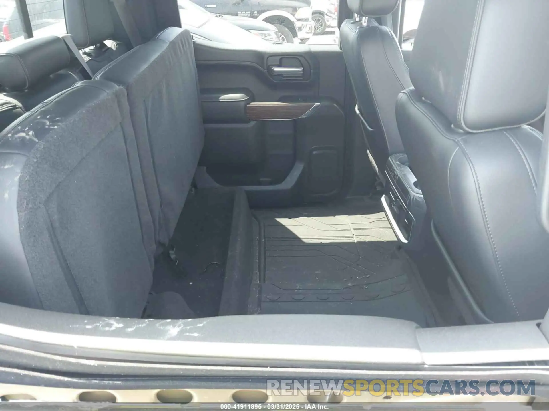 8 Photograph of a damaged car 3GCUYHED4MG315017 CHEVROLET SILVERADO 1500 2021