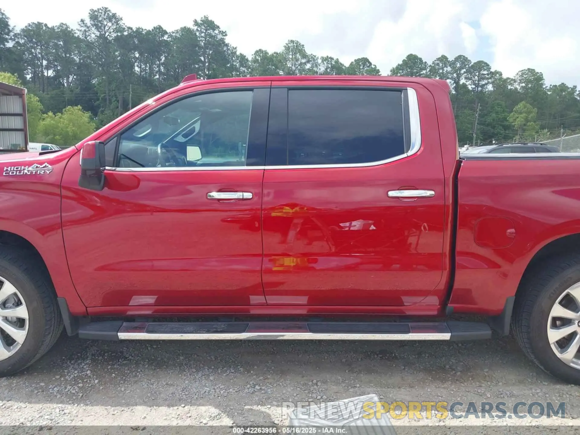 14 Photograph of a damaged car 3GCUYHEL1MG143522 CHEVROLET SILVERADO 1500 2021