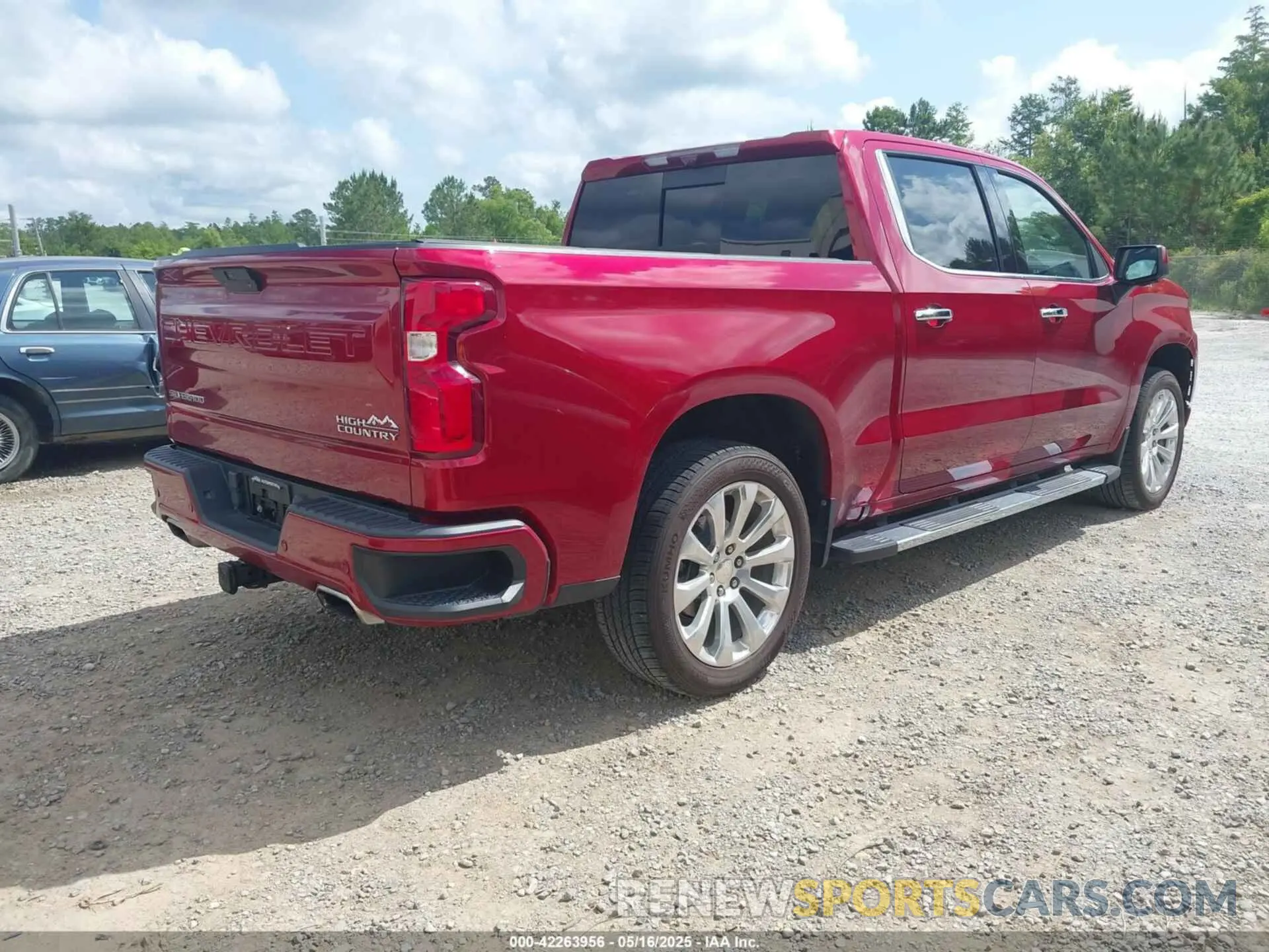 4 Photograph of a damaged car 3GCUYHEL1MG143522 CHEVROLET SILVERADO 1500 2021