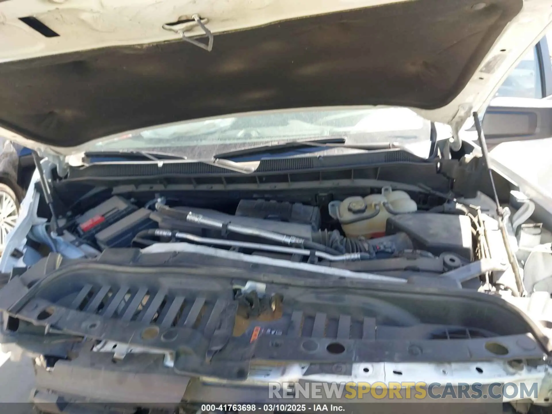 10 Photograph of a damaged car 1GCPABEK2NZ519572 CHEVROLET SILVERADO 1500 2022